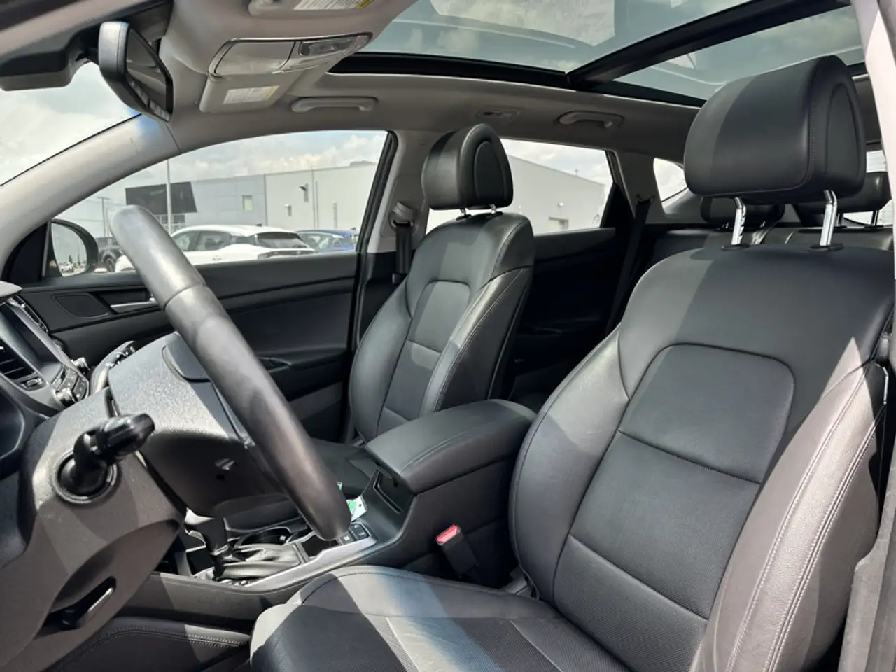 Hyundai TUCSON снимка Hyundai TUCSON