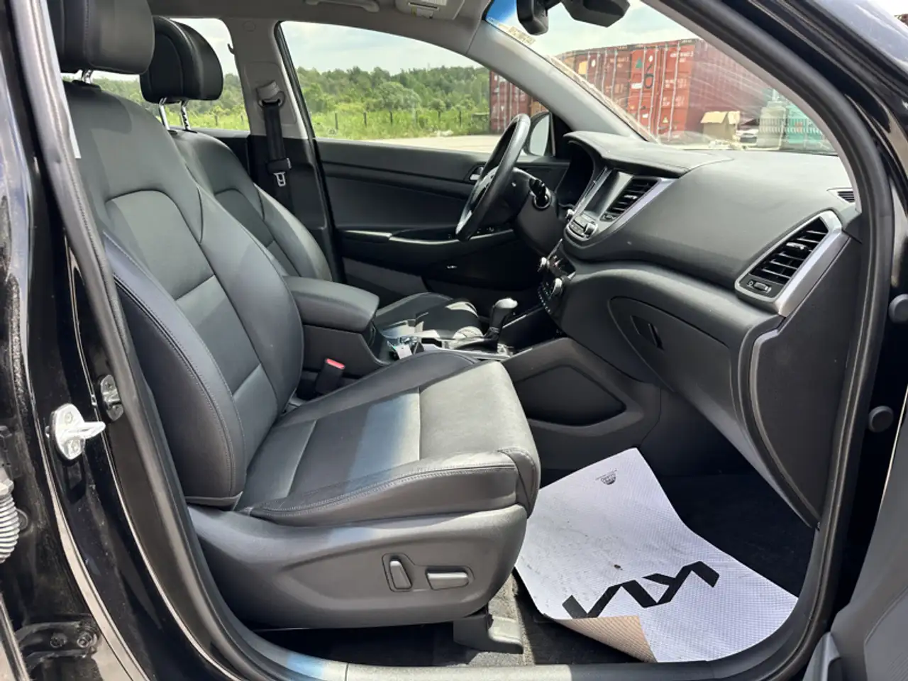 Hyundai TUCSON снимка Hyundai TUCSON