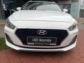 Hyundai i30 CW 1,4 MPI Click Blanc - thumbnail 2
