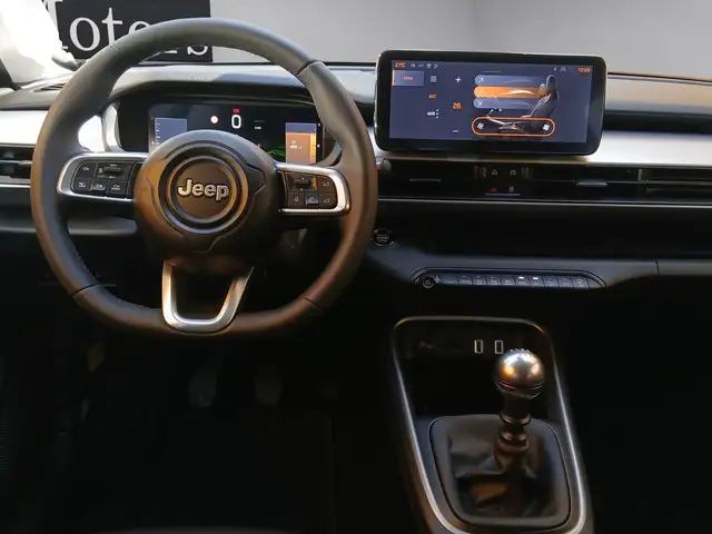 Jeep Avenger view 24