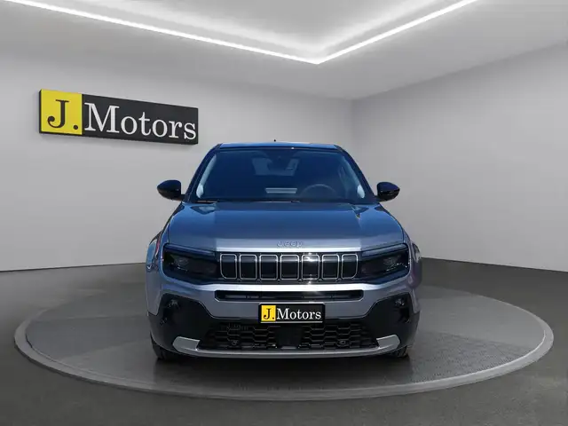 Jeep Avenger view 8