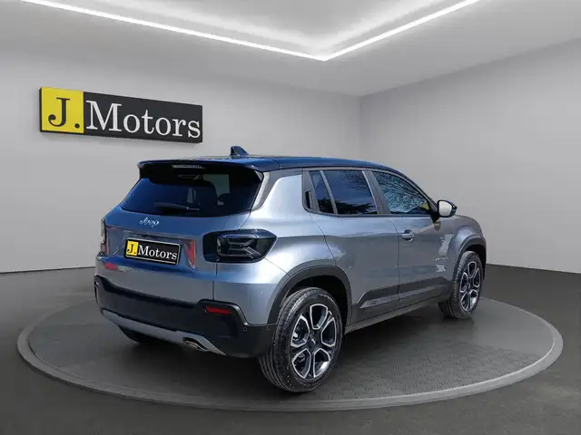 Jeep Avenger view 5