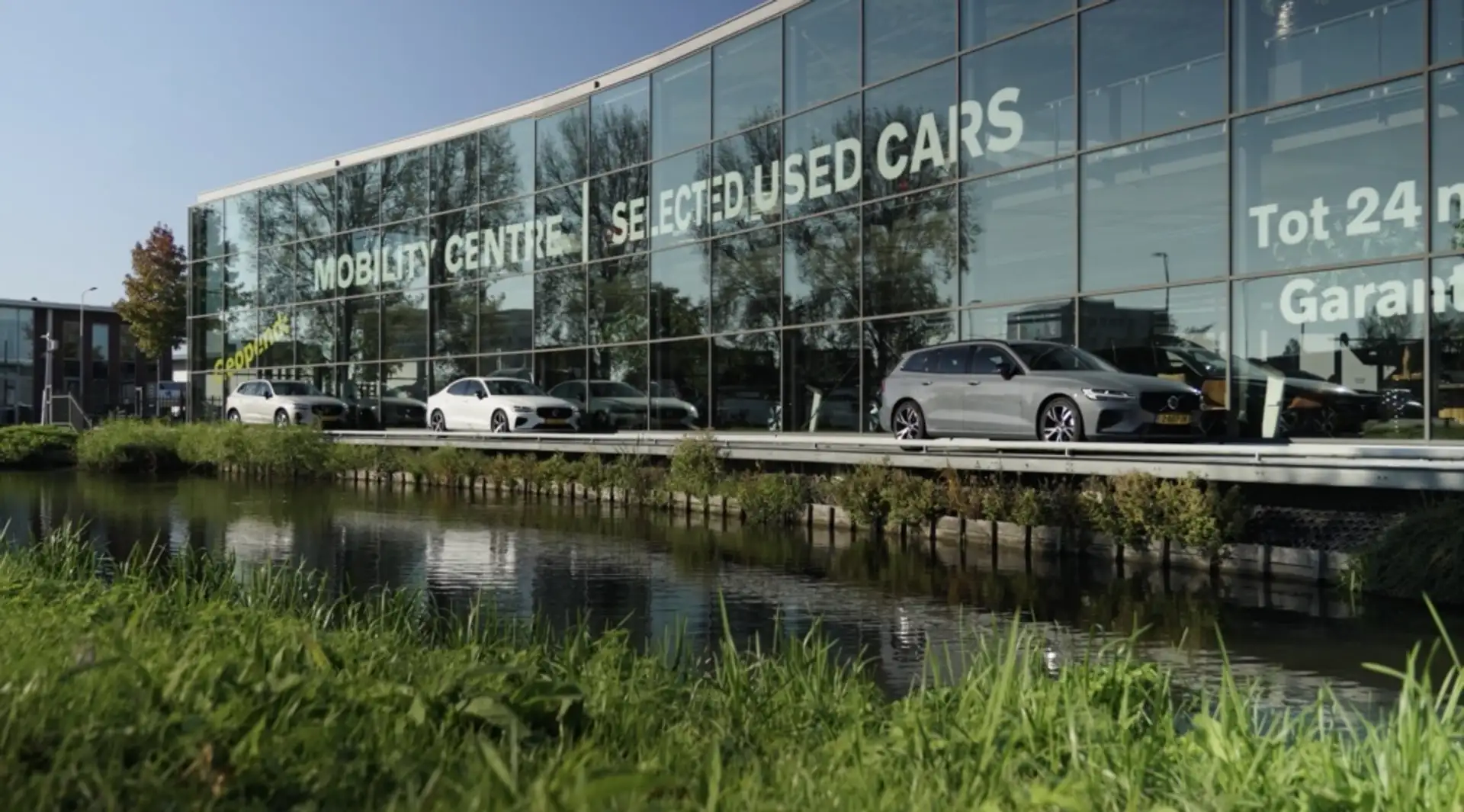 Polestar 2 LRSM 82 kWh | NIEUW UIT VOORRAAD | Plus- Pilot- Cl Grijs - 1