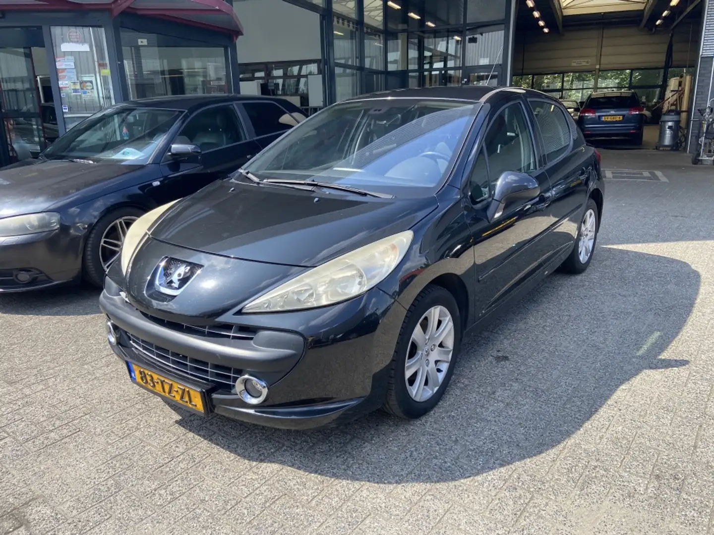 Peugeot 207 1.6 VTi XS Pack Zwart - 1