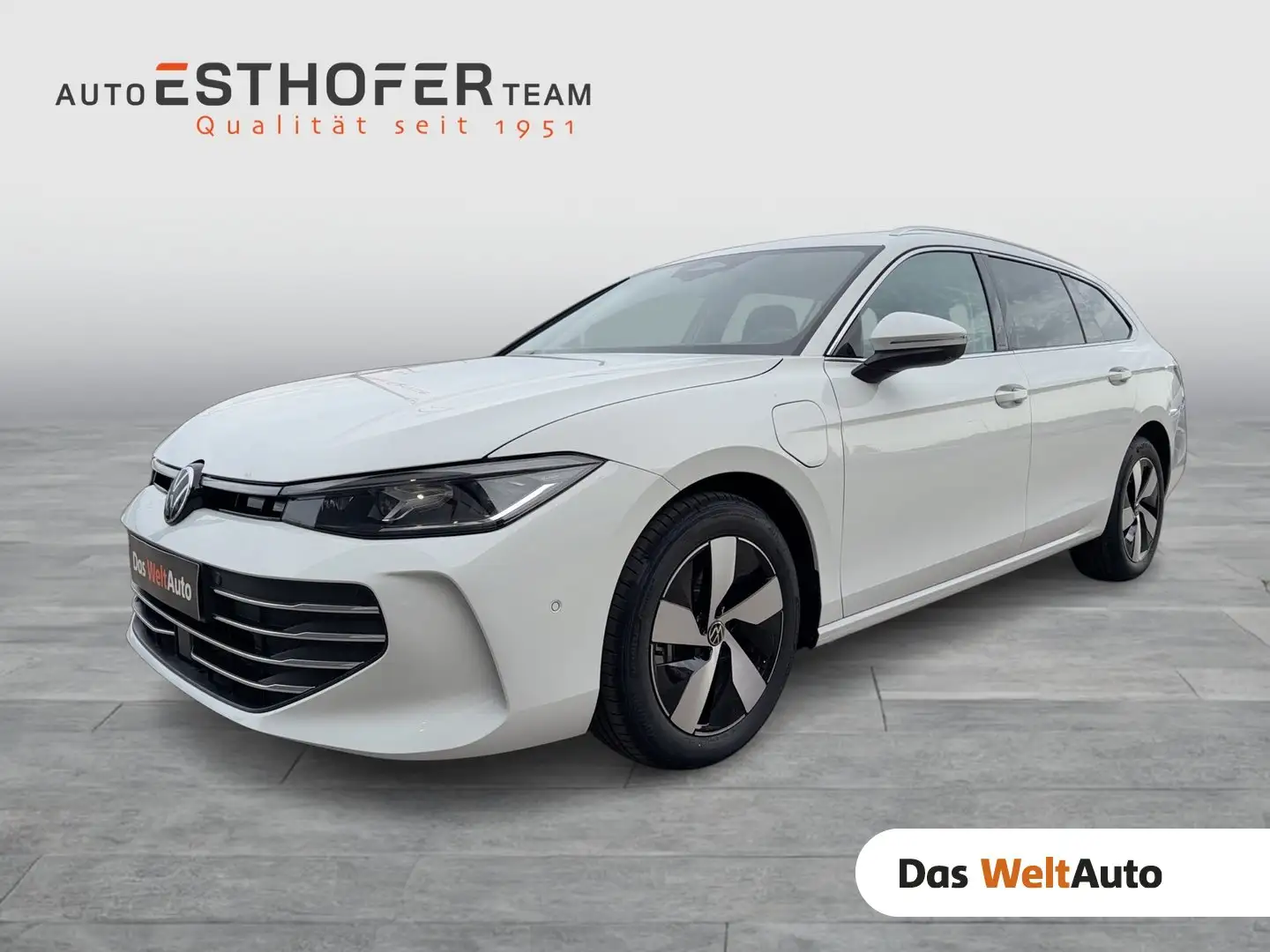 Volkswagen Passat Variant Business eHybrid 150kW Weiß - 1