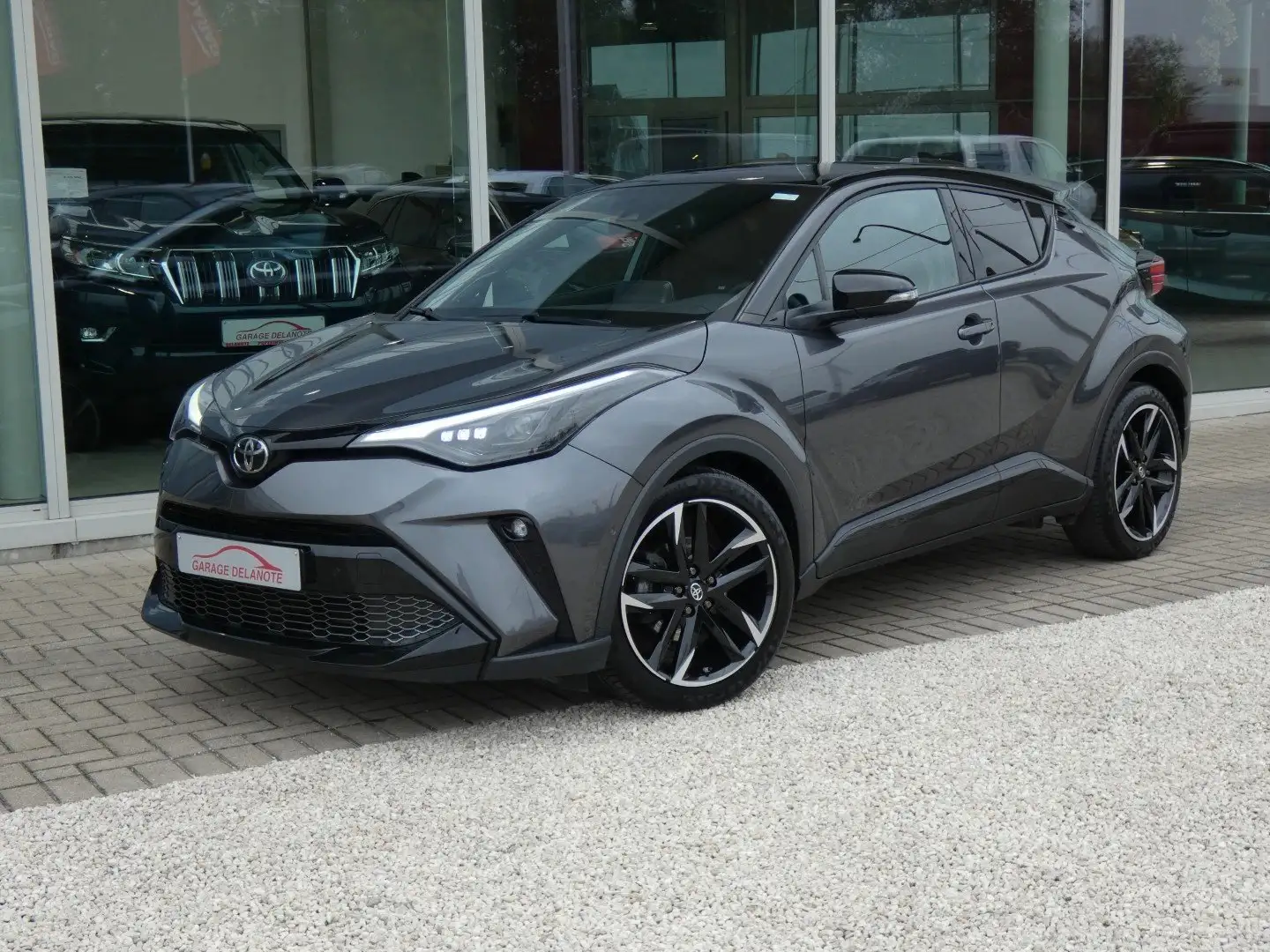 Toyota C-HR 1.8 Hybrid GR SPORT +JBL pack +Trekhaak +Dodehoek Gris - 1