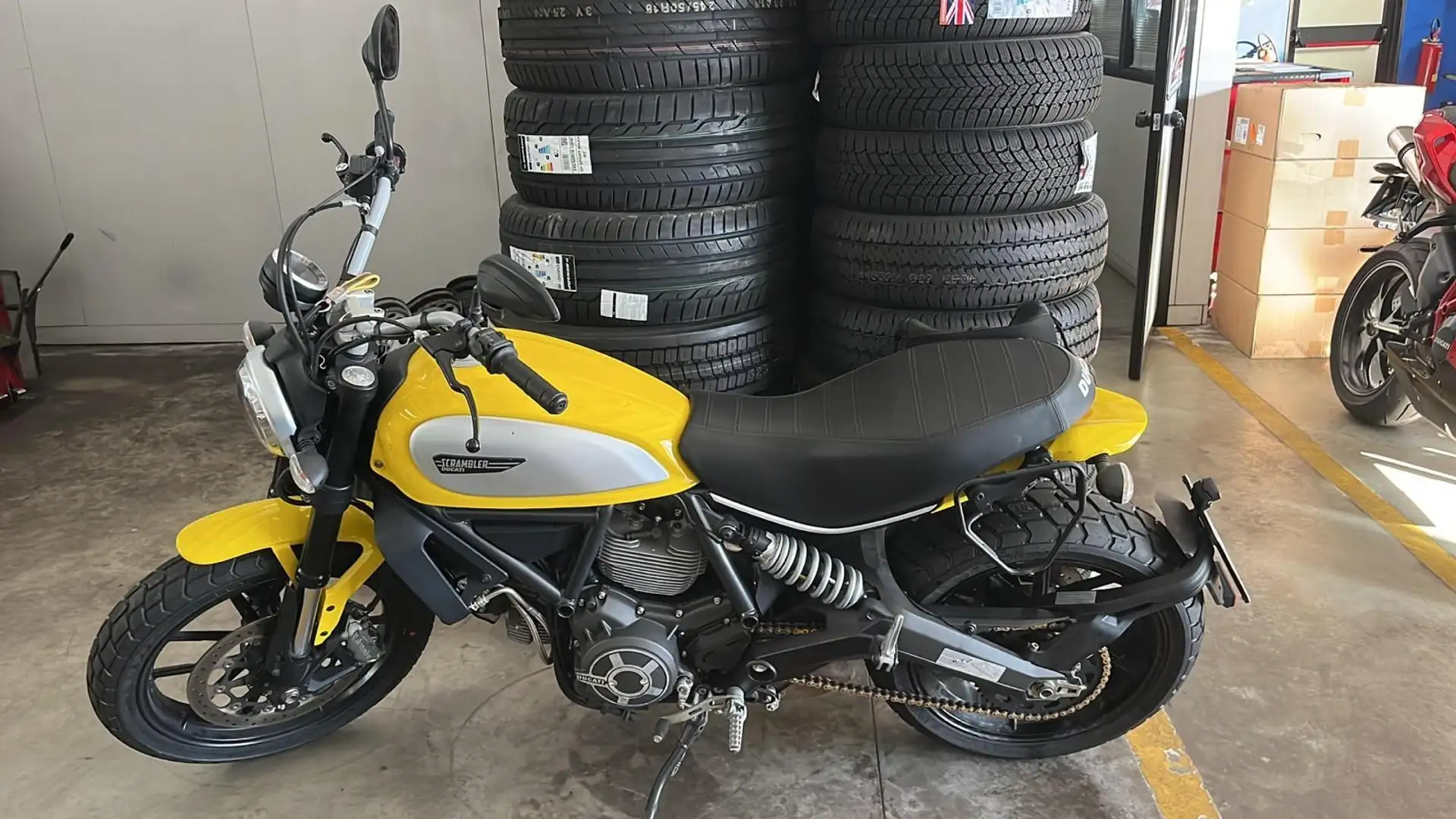 Ducati Scrambler icon Sarı - 2