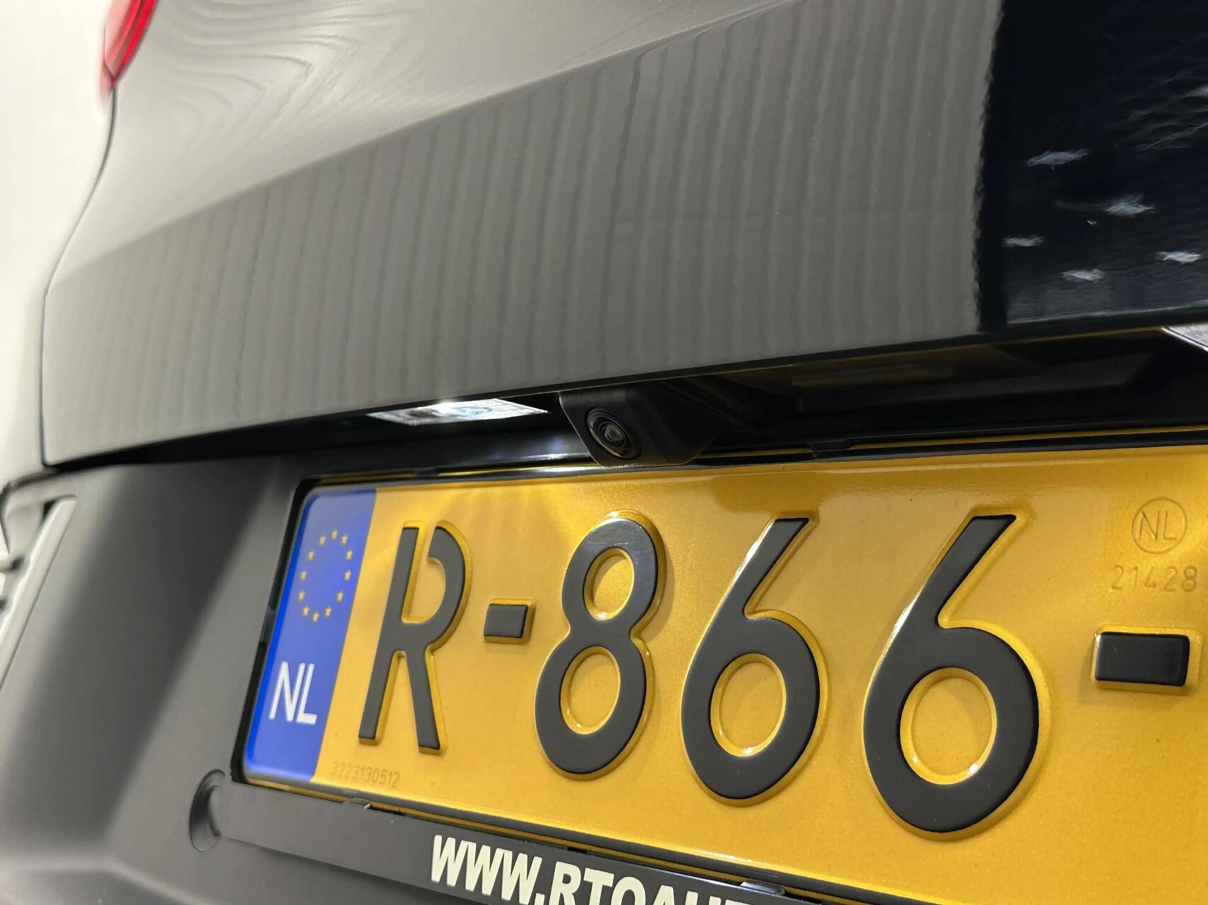 Renault Arkana 1.6 E-Tech Hybrid 145 R.S. Line PANO CARPLAY CAMER — photo 10