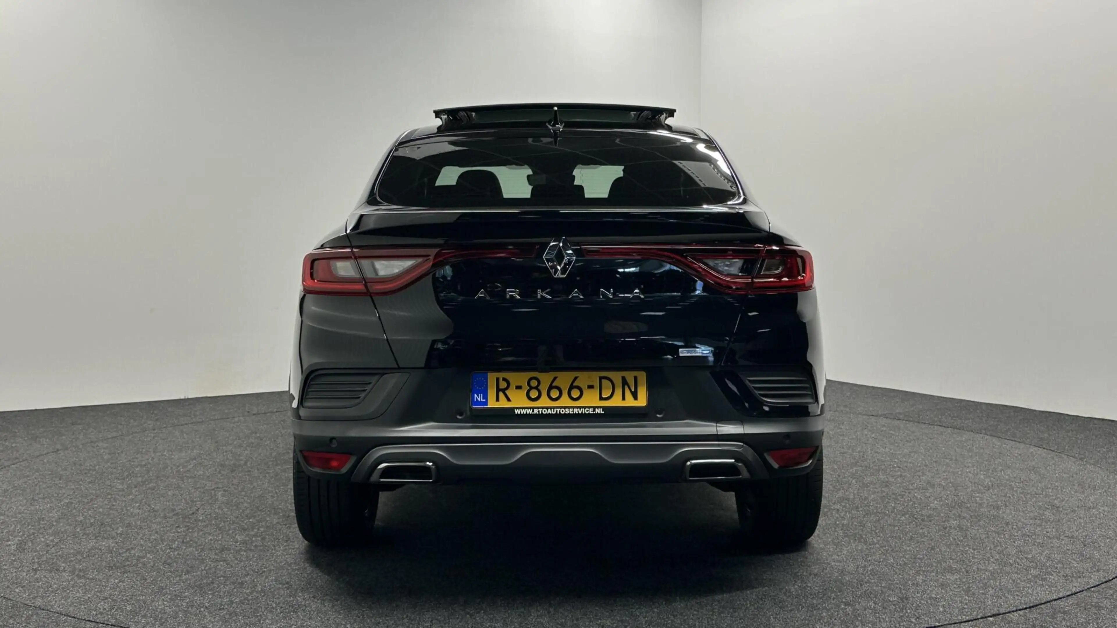 Renault Arkana 1.6 E-Tech Hybrid 145 R.S. Line PANO CARPLAY CAMER — photo 7