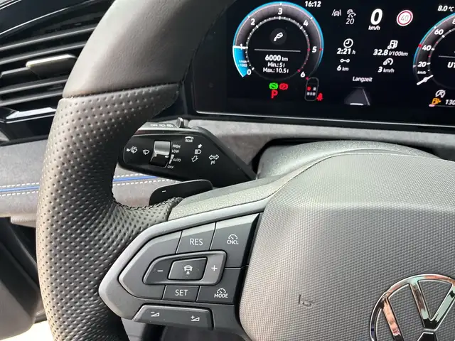 Volkswagen Tiguan Sport TDI 4MOTION DSG Ansicht 17