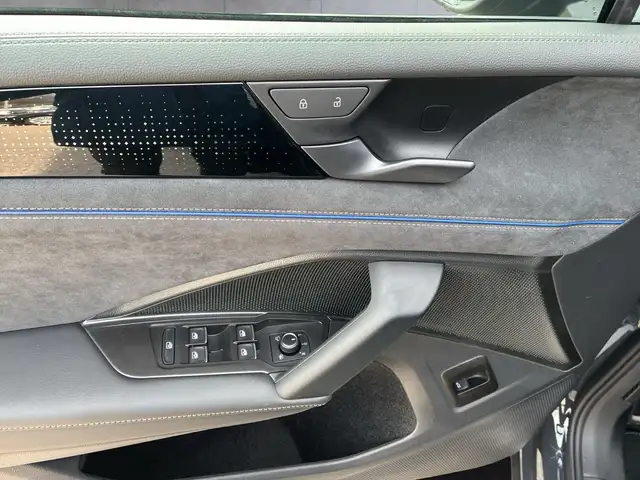 Volkswagen Tiguan Sport TDI 4MOTION DSG Ansicht 11