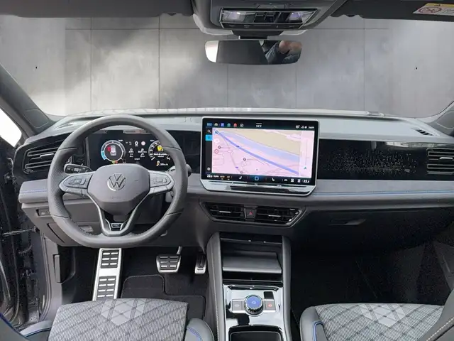 Volkswagen Tiguan Sport TDI 4MOTION DSG Ansicht 19