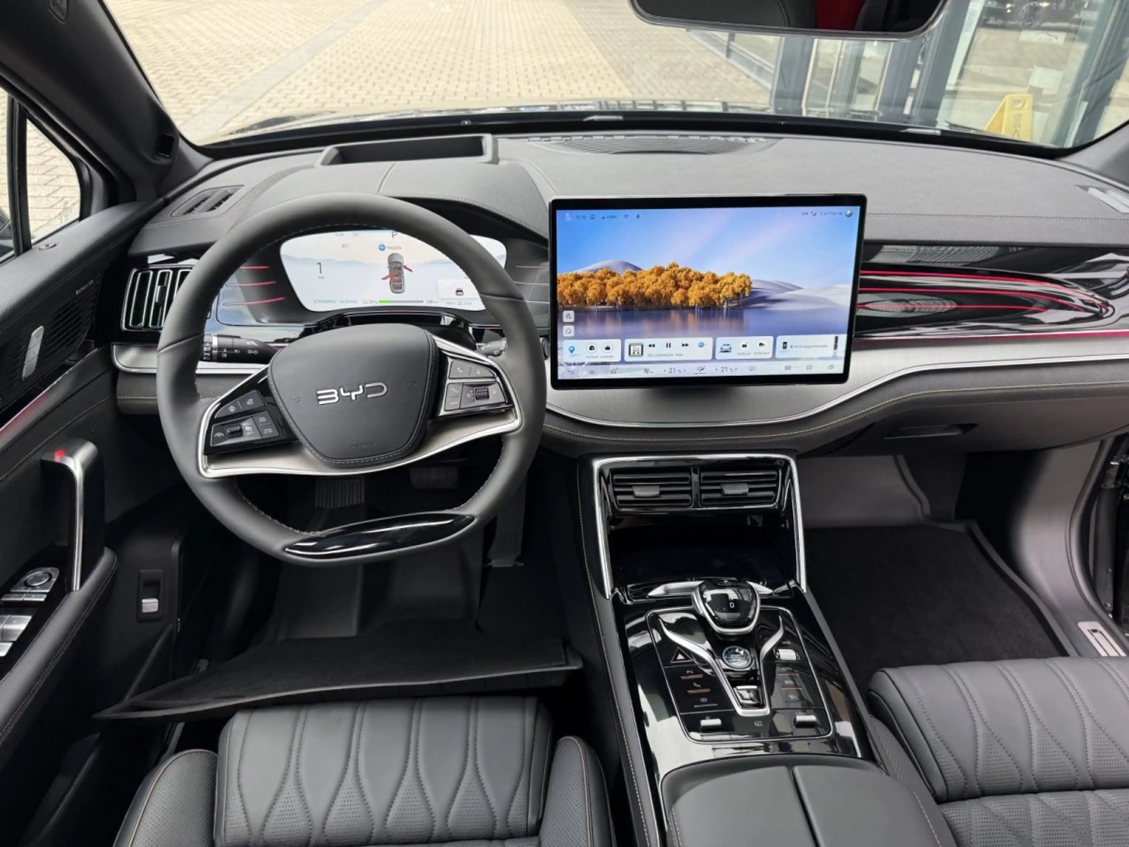 BYD Tang Flagship 4WD 108,8kWh *Massage*Pano*360Grad*7Sitz — photo 15