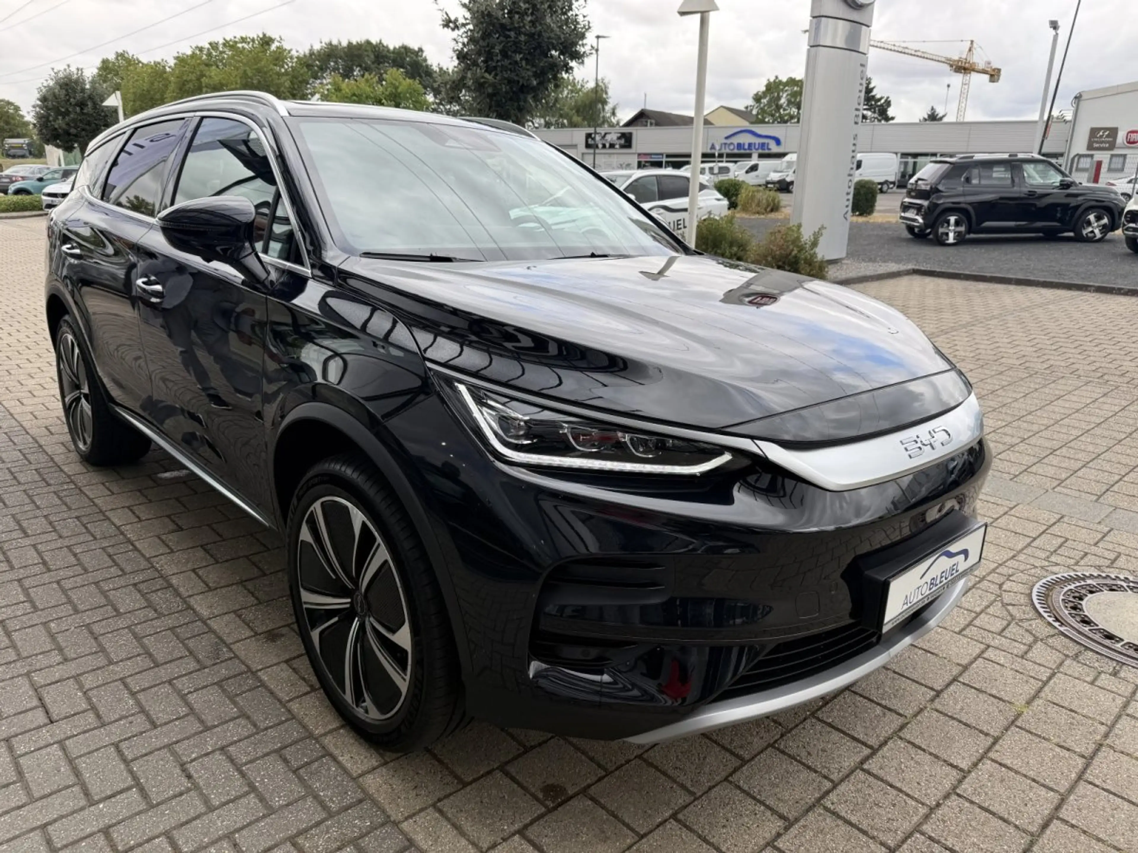 BYD Tang Flagship 4WD 108,8kWh *Massage*Pano*360Grad*7Sitz — photo 5