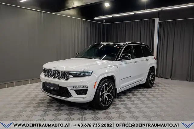 Jeep Grand Cherokee main image