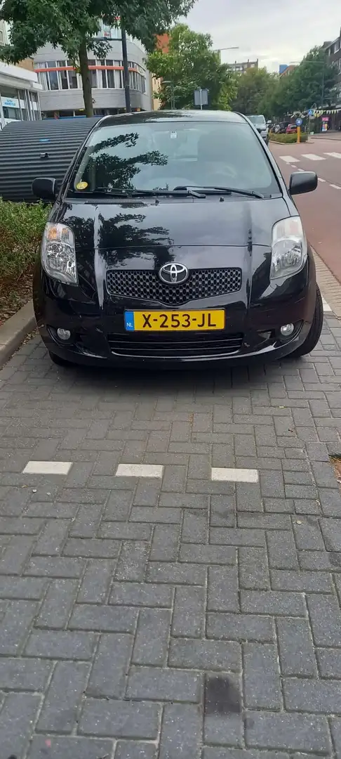 Toyota Yaris 1.4 D-4D Sol - 1