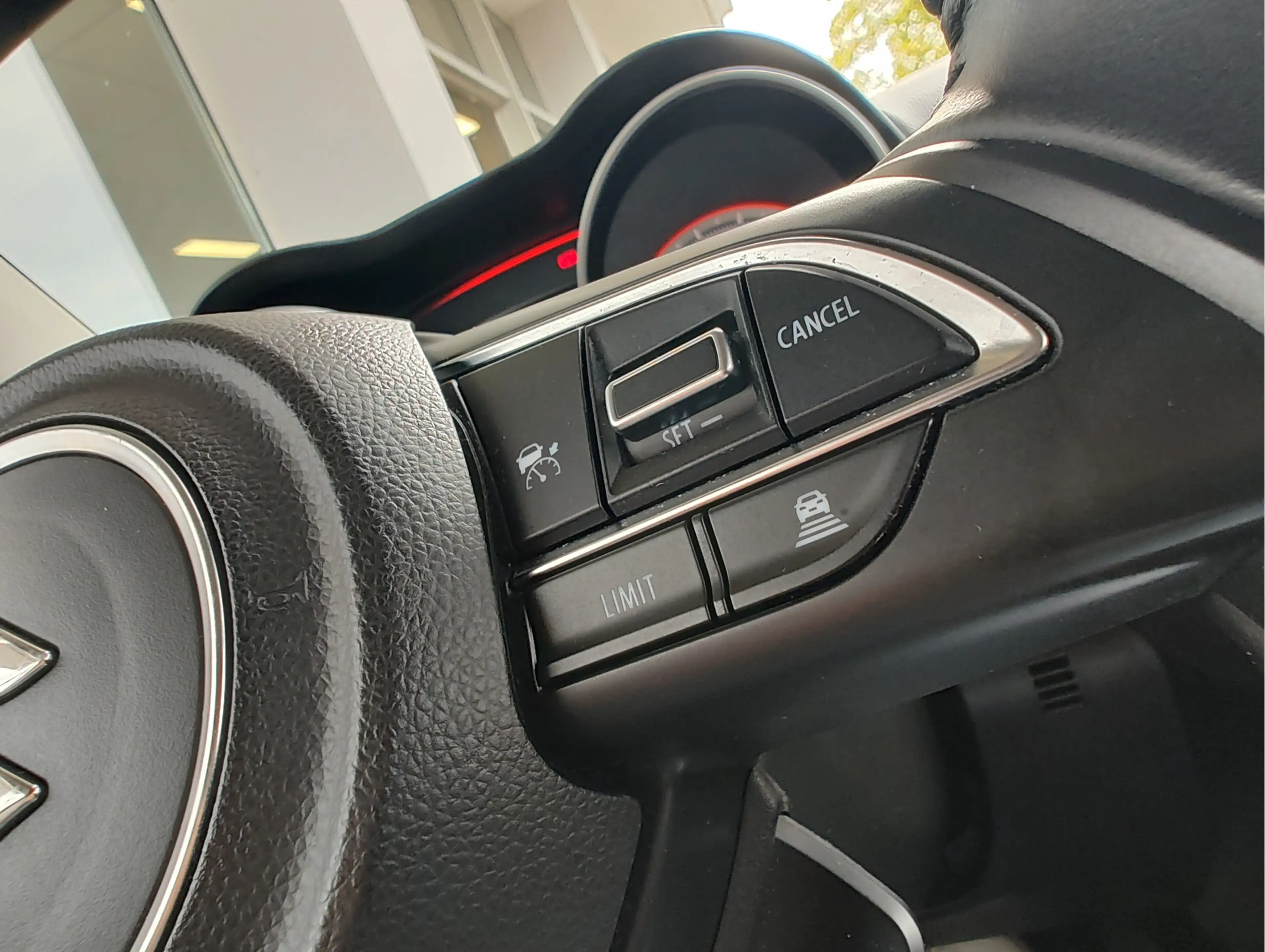 Suzuki Swift 1.2 STYLE SMART HYBRID Clima | Keyless | Adaptive — photo 20