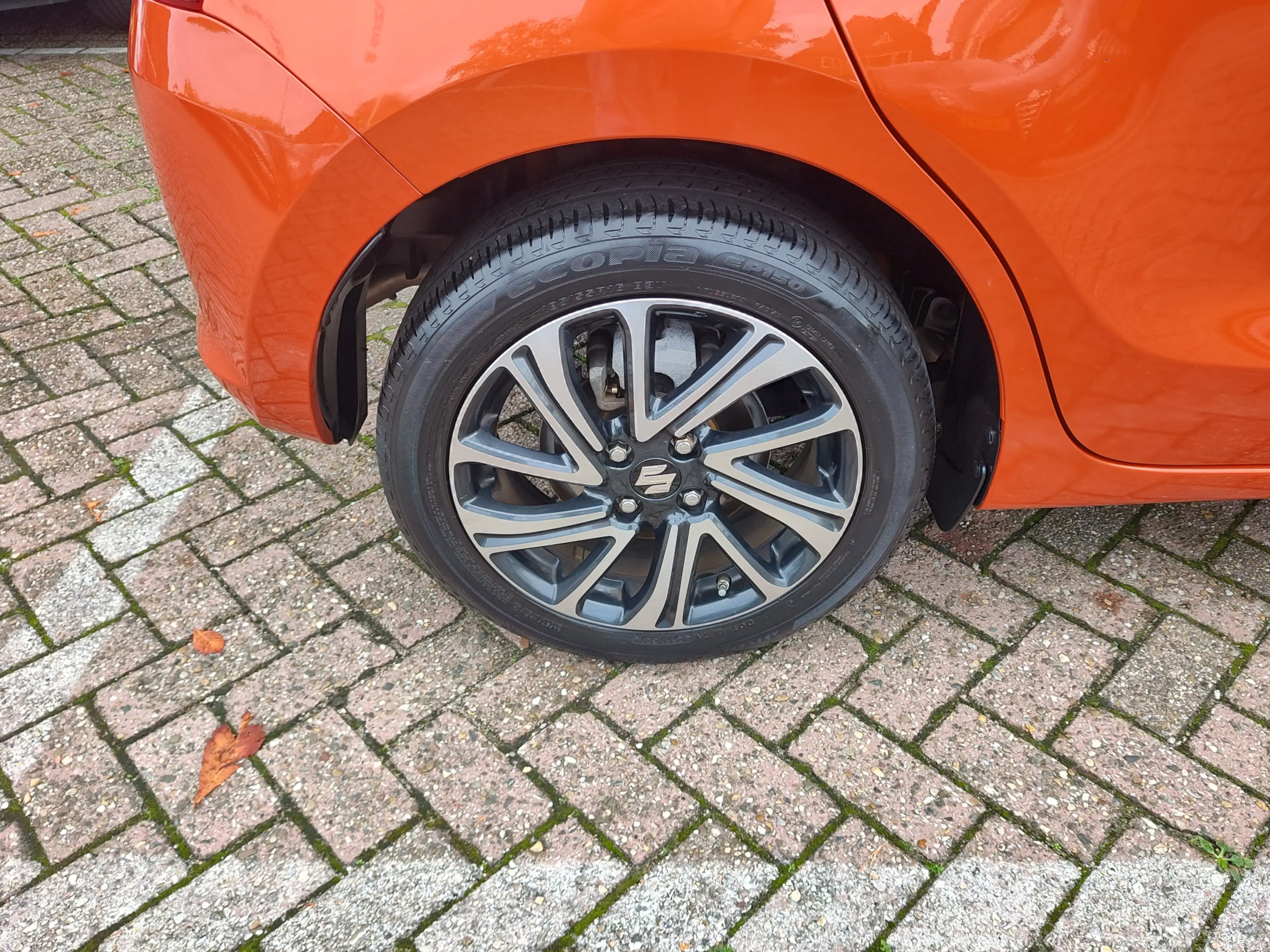 Suzuki Swift 1.2 STYLE SMART HYBRID Clima | Keyless | Adaptive — photo 35