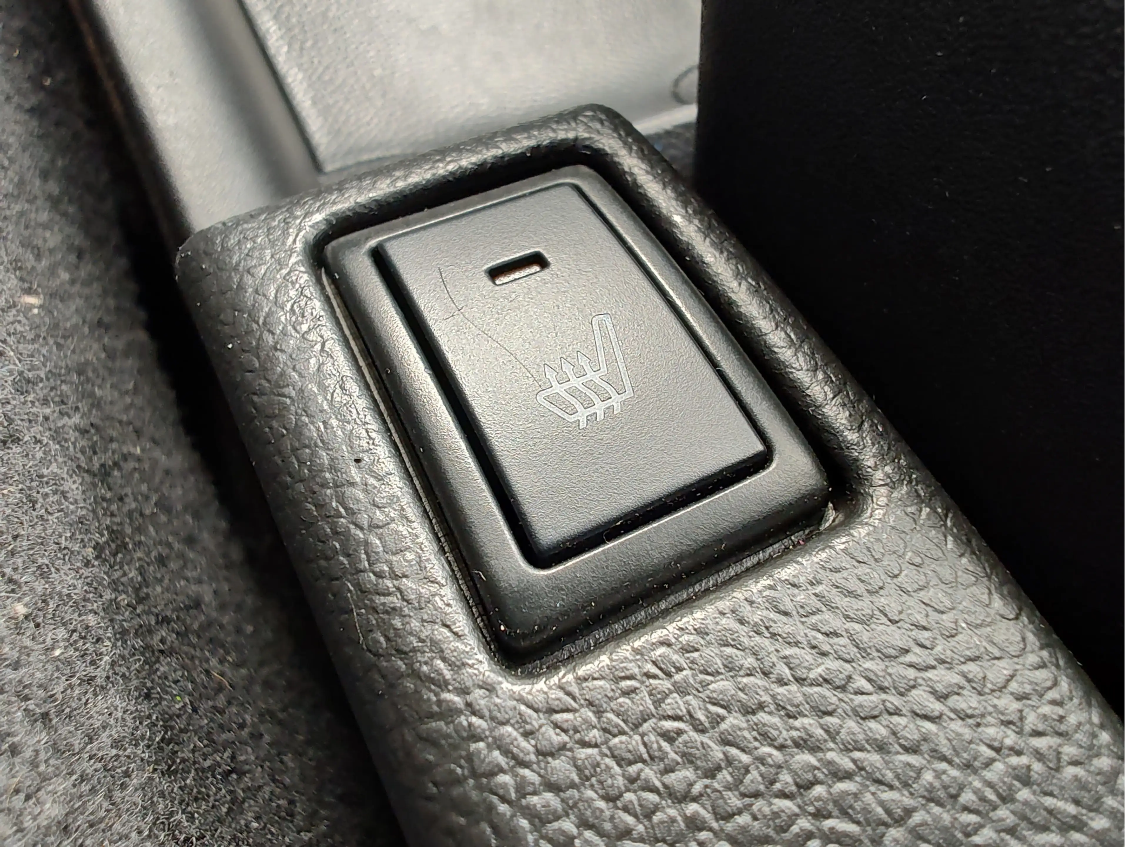 Suzuki Swift 1.2 STYLE SMART HYBRID Clima | Keyless | Adaptive — photo 19
