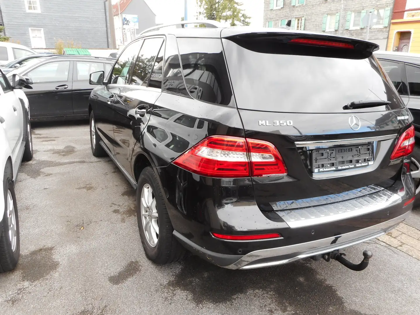 Mercedes-Benz ML 350 M-Klasse Diesel BlueTEC 4MATIC 7G-TRONIC Schwarz - 2