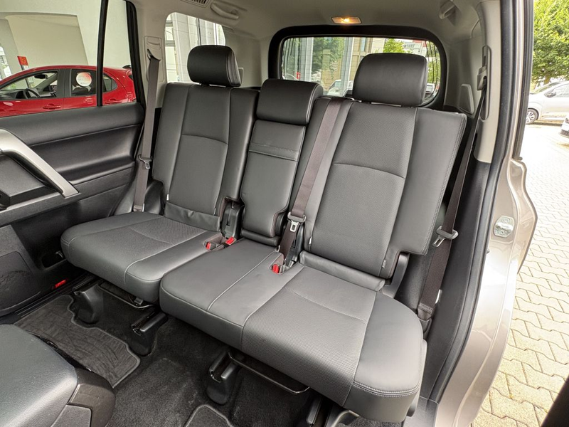 Toyota Land Cruiser 2.8 D-4D Automatik TEC-Edition — photo 13