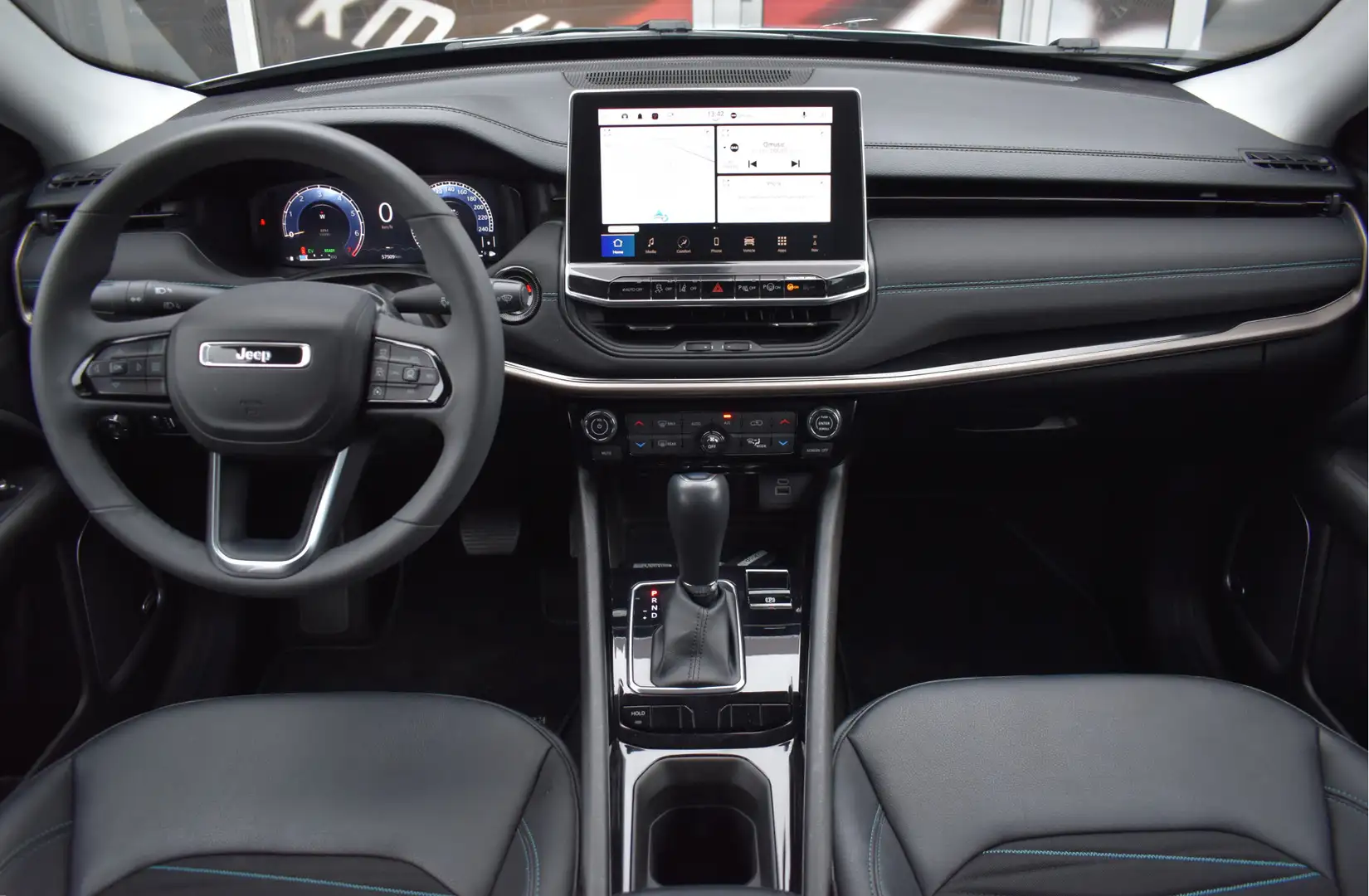 Jeep Compass 1.5T e-Hybrid Upland Automaat / Rondom camera's / Blau - 2