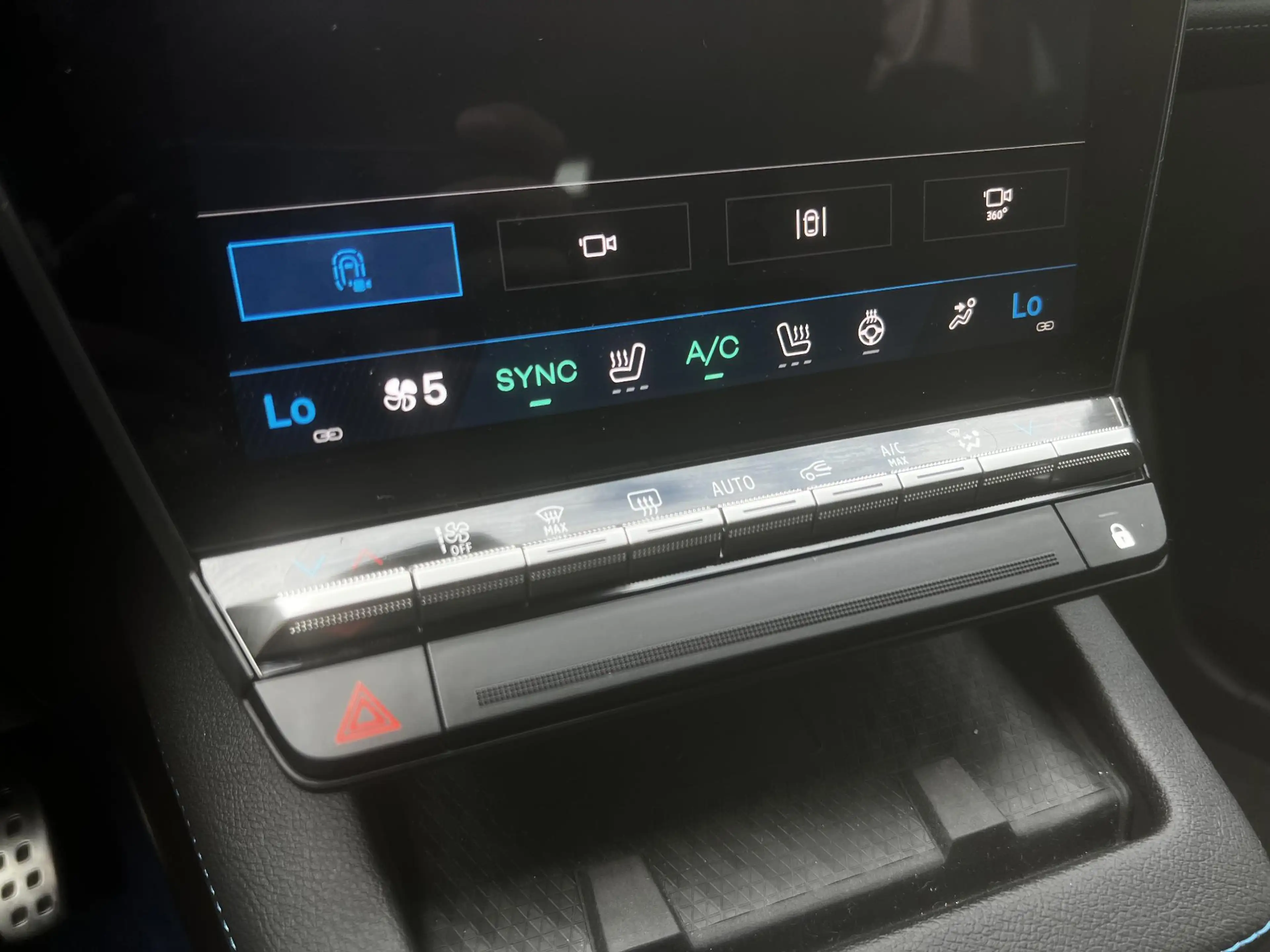 Renault Megane E-Tech Comfort Range Iconic 60 kWh | Esprit Alpine 220 pk — photo 12