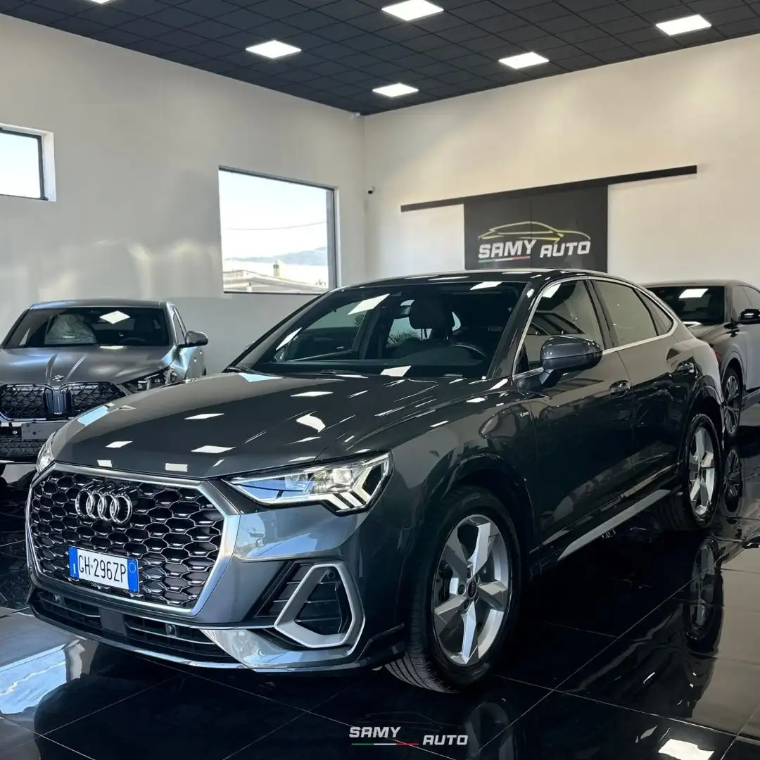 Audi Q3 Sportback 35 2.0 tdi S line edition s-tronic Grau - 2