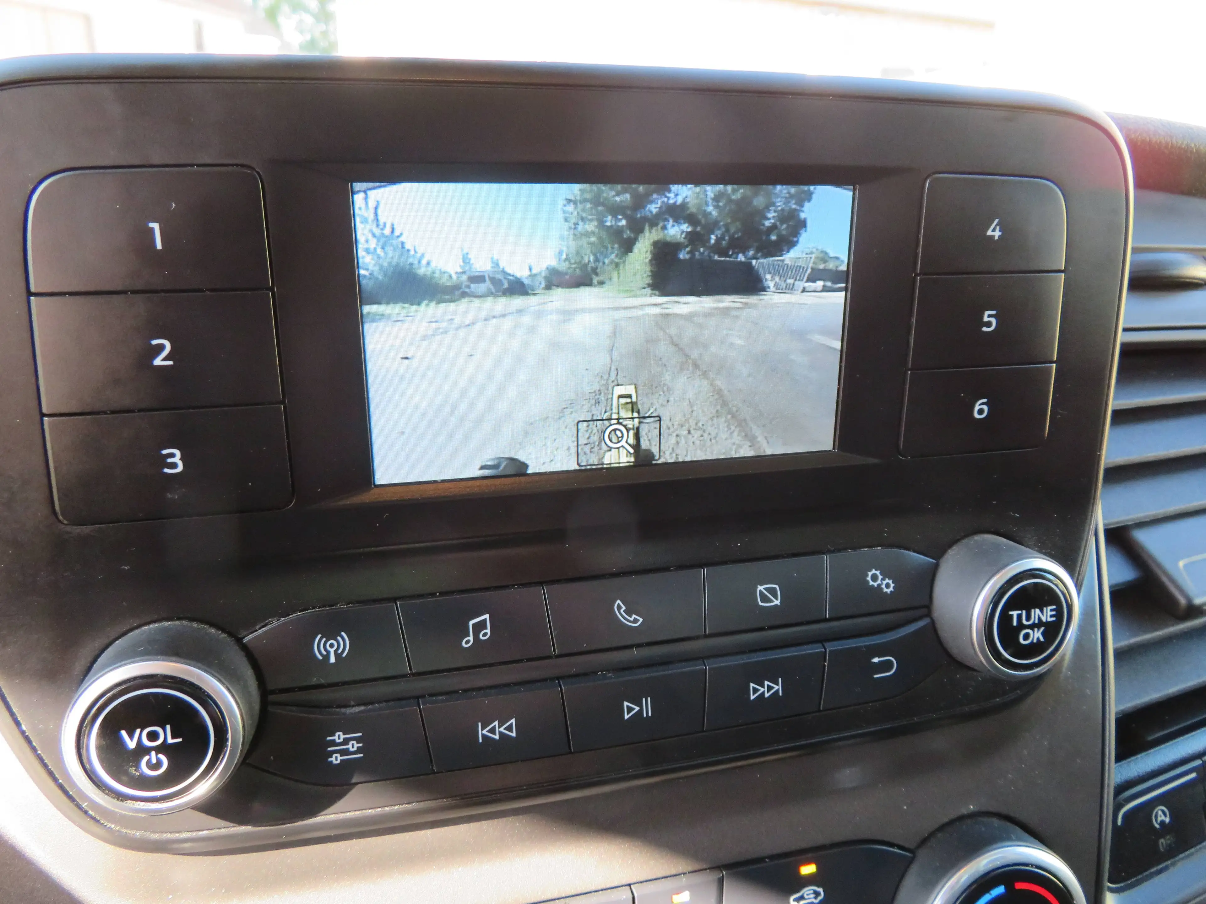 Ford Transit 2.0TDCi Kipper — photo 14