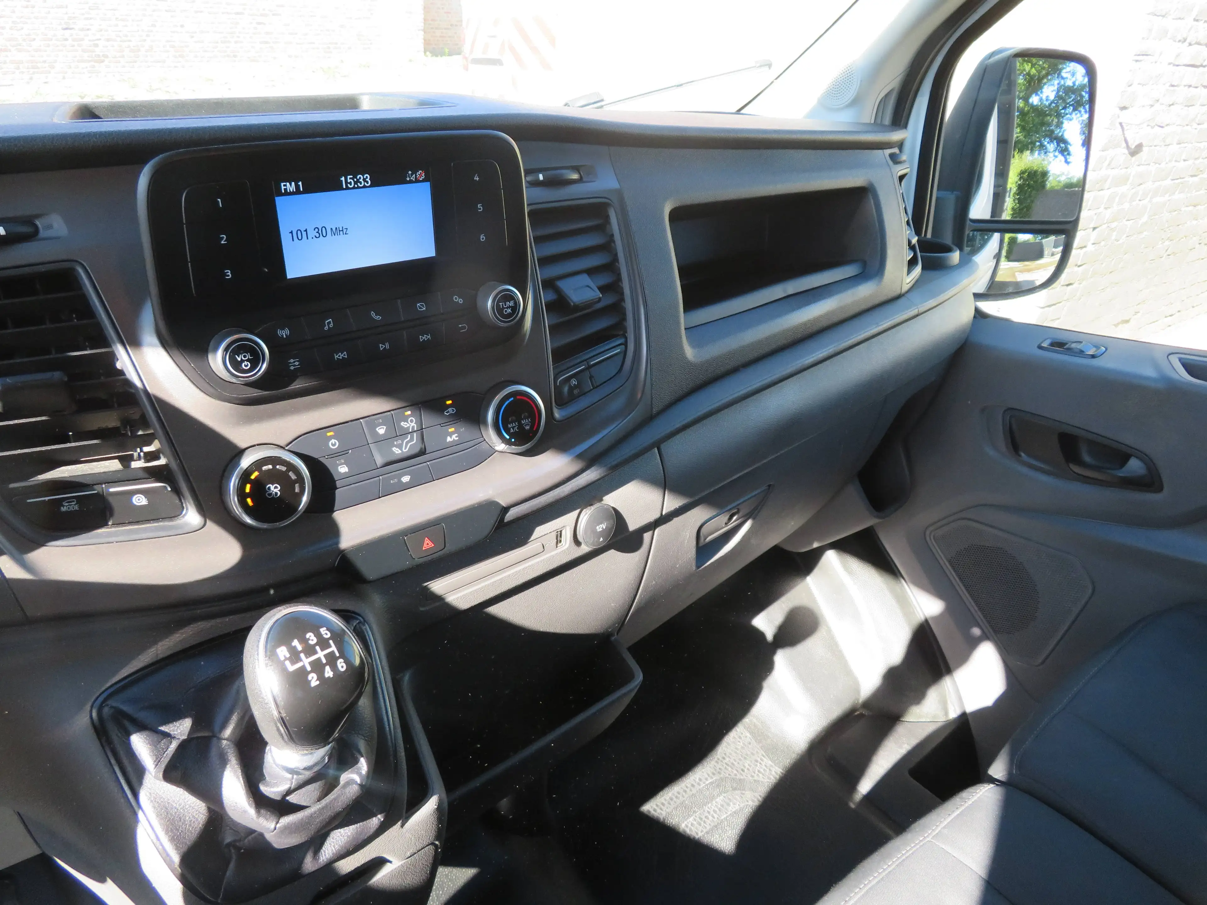 Ford Transit 2.0TDCi Kipper — photo 12