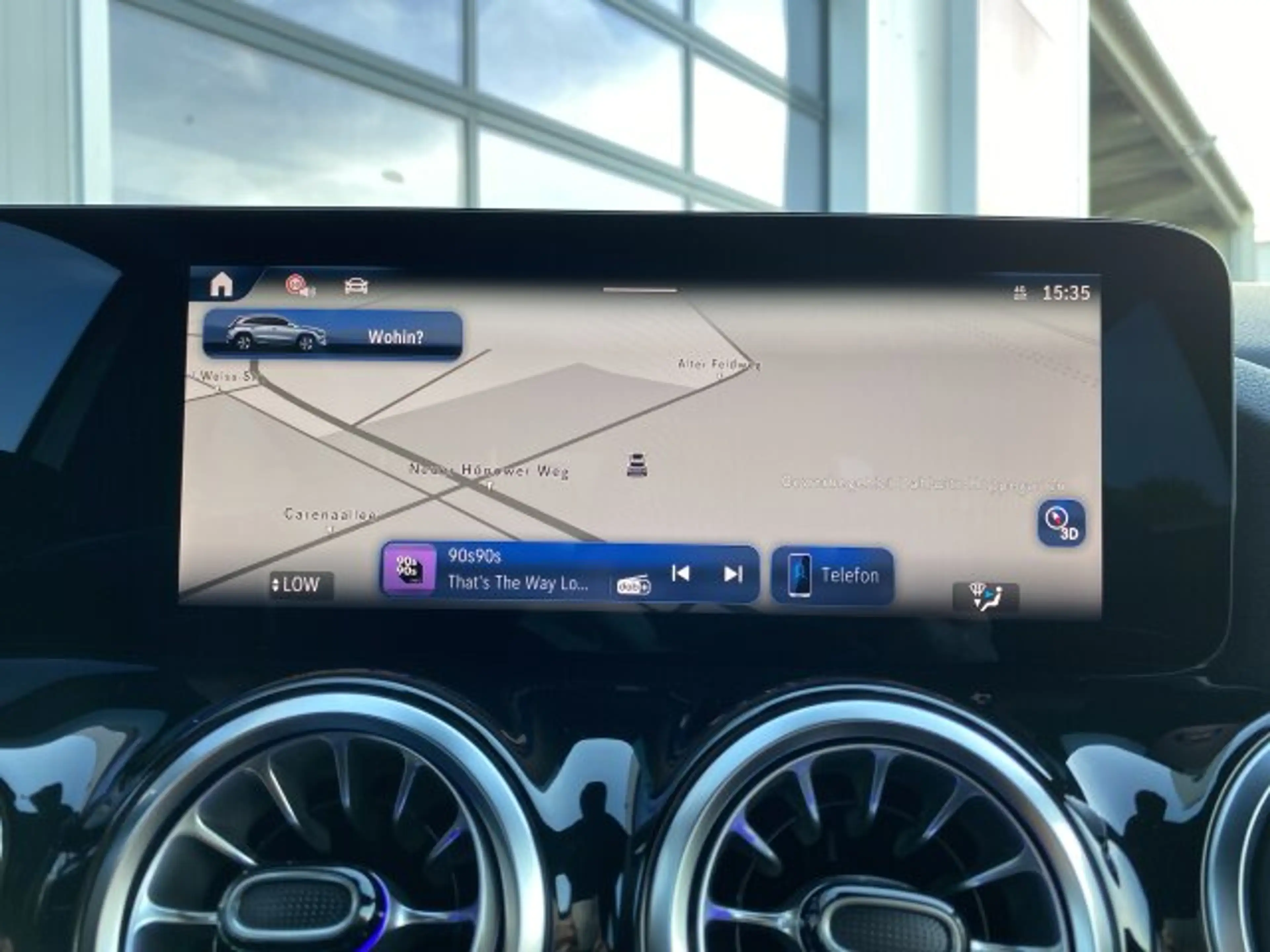 Mercedes-Benz GLA 200 GLA 200 AMG Multibeam Distronic 360° Memory ... — photo 12