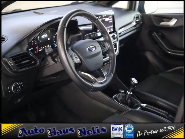Ford Fiesta view 9