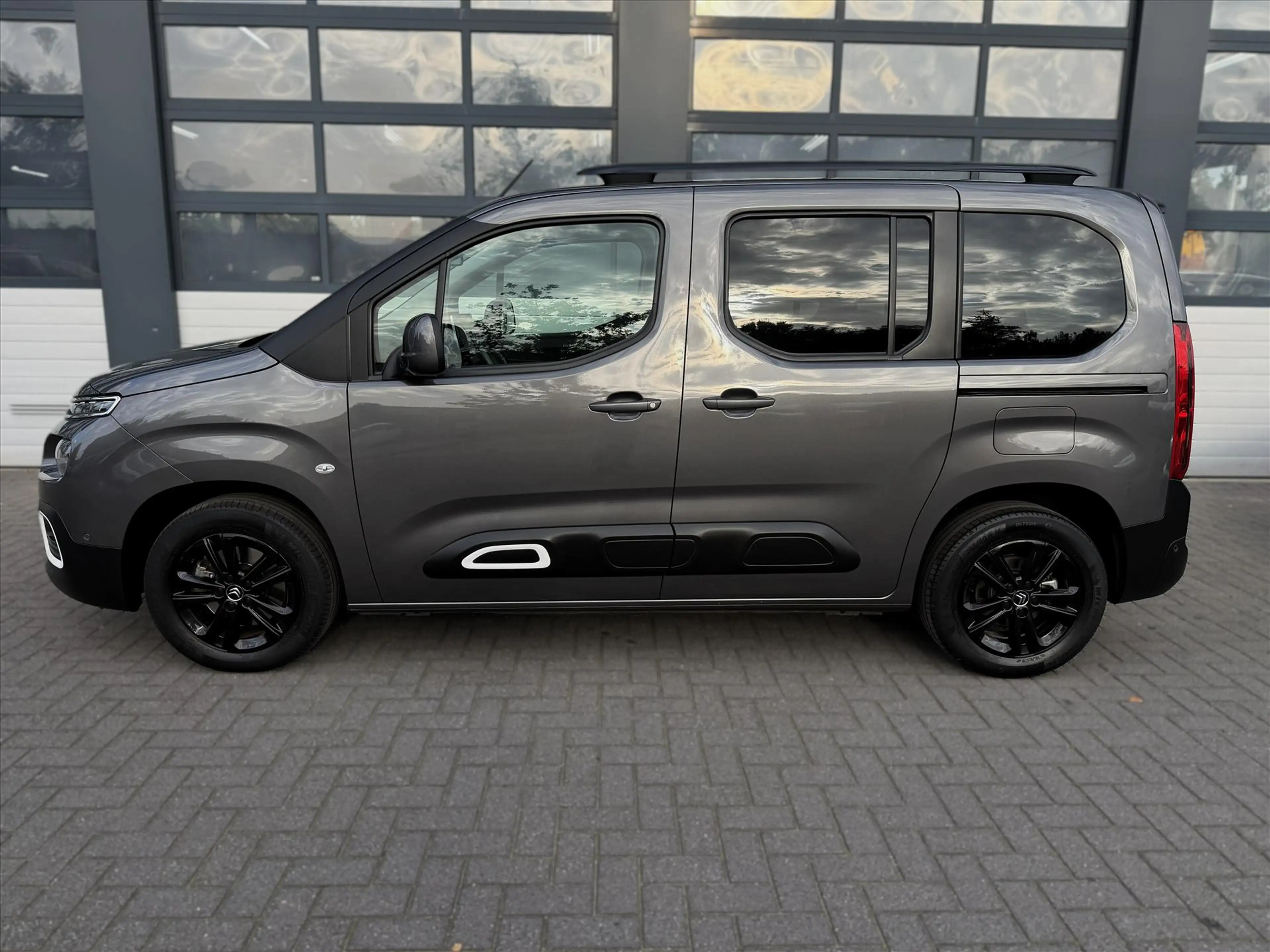 Citroen Berlingo 1.2 PureTech 5-Pers. 130pk Aut. Nieuwe Distributie — photo 3