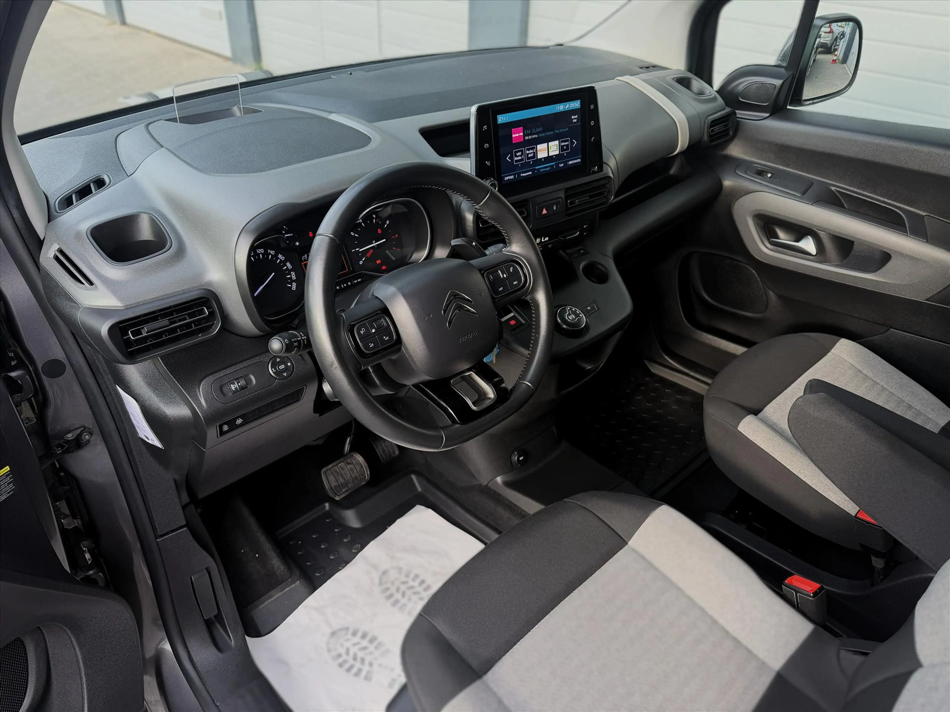 Citroen Berlingo 1.2 PureTech 5-Pers. 130pk Aut. Nieuwe Distributie — photo 5
