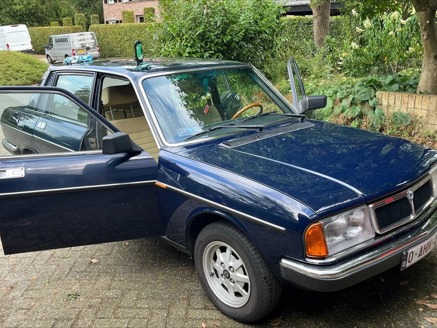 Lancia Trevi 1600 Blau - 1