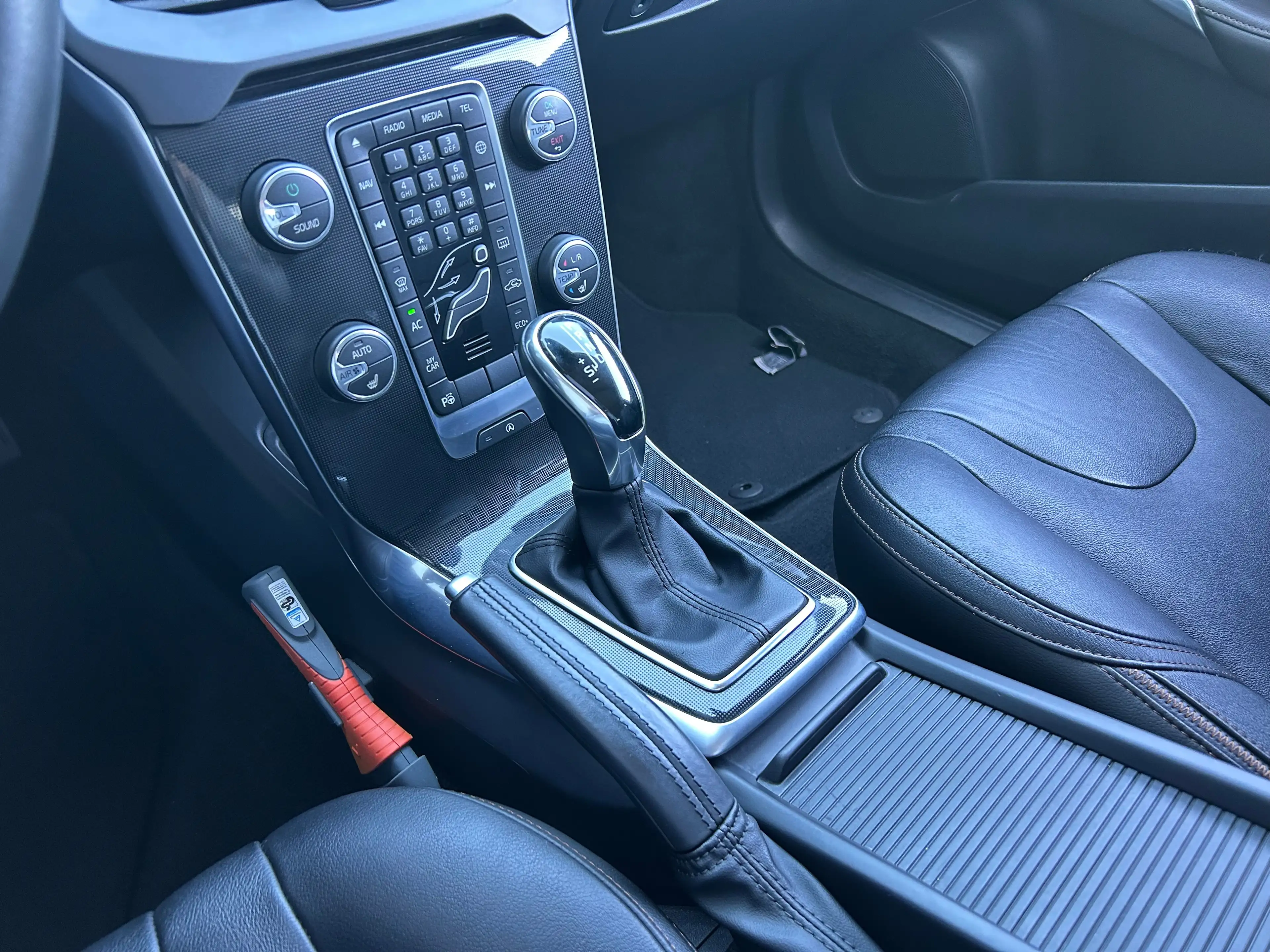 Volvo V40 Cross Country 1.5 T3 Polar+ Luxury | Panoramadak | Harman/Kardon — photo 7