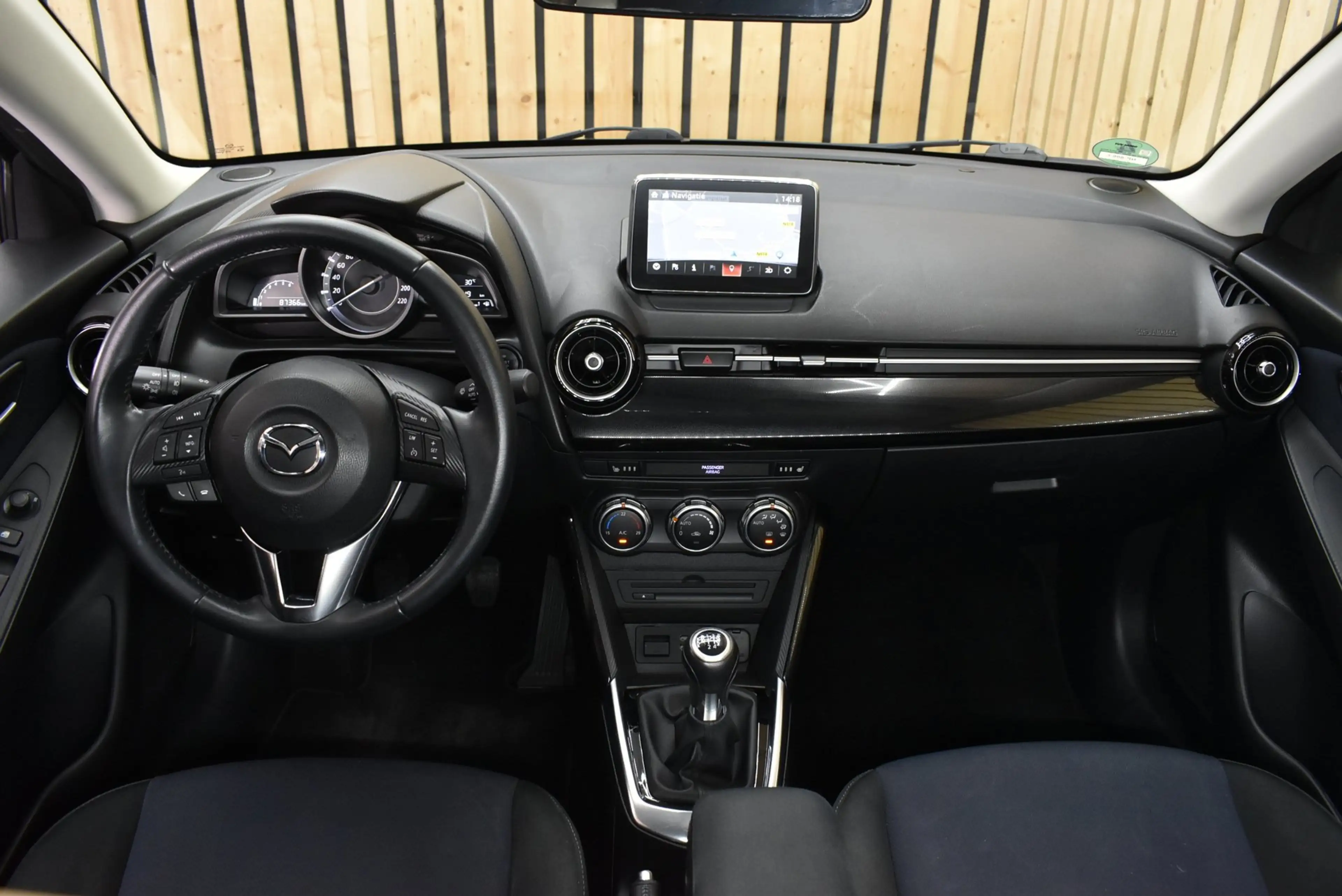 Mazda 2 1.5 Skyactiv-G GT-M Line 87dkm NL auto Clima Stoel — photo 3