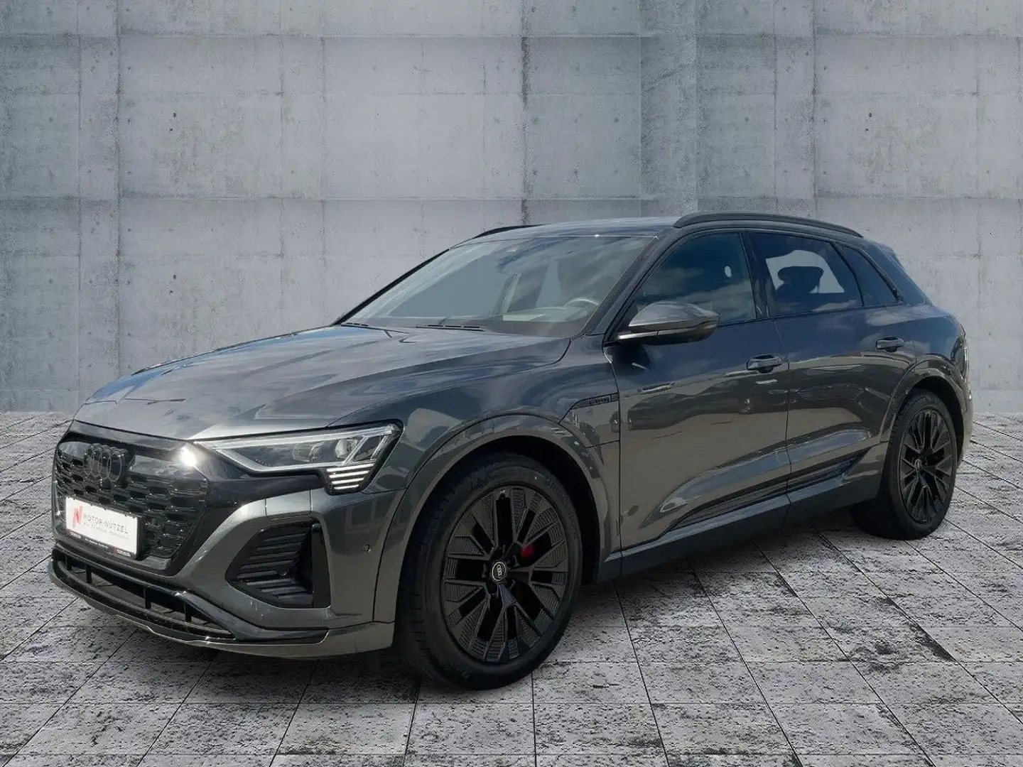 Audi Q8 e-tron 50 QU S-LINE MATRIX+NAVI+HuD+B&O+PANO Grau - 2