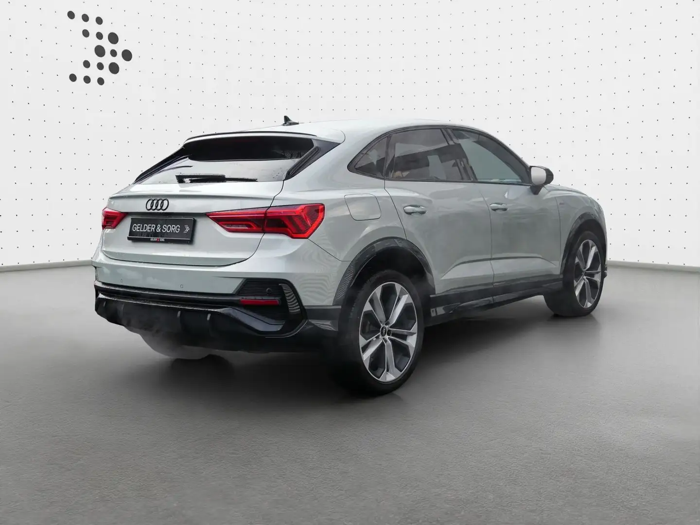 Audi Q3 45 TFSIe S line *Matrix*AHK*Navi*AC Silber - 2