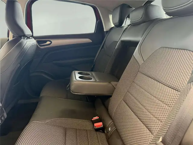 Renault Arkana view 12