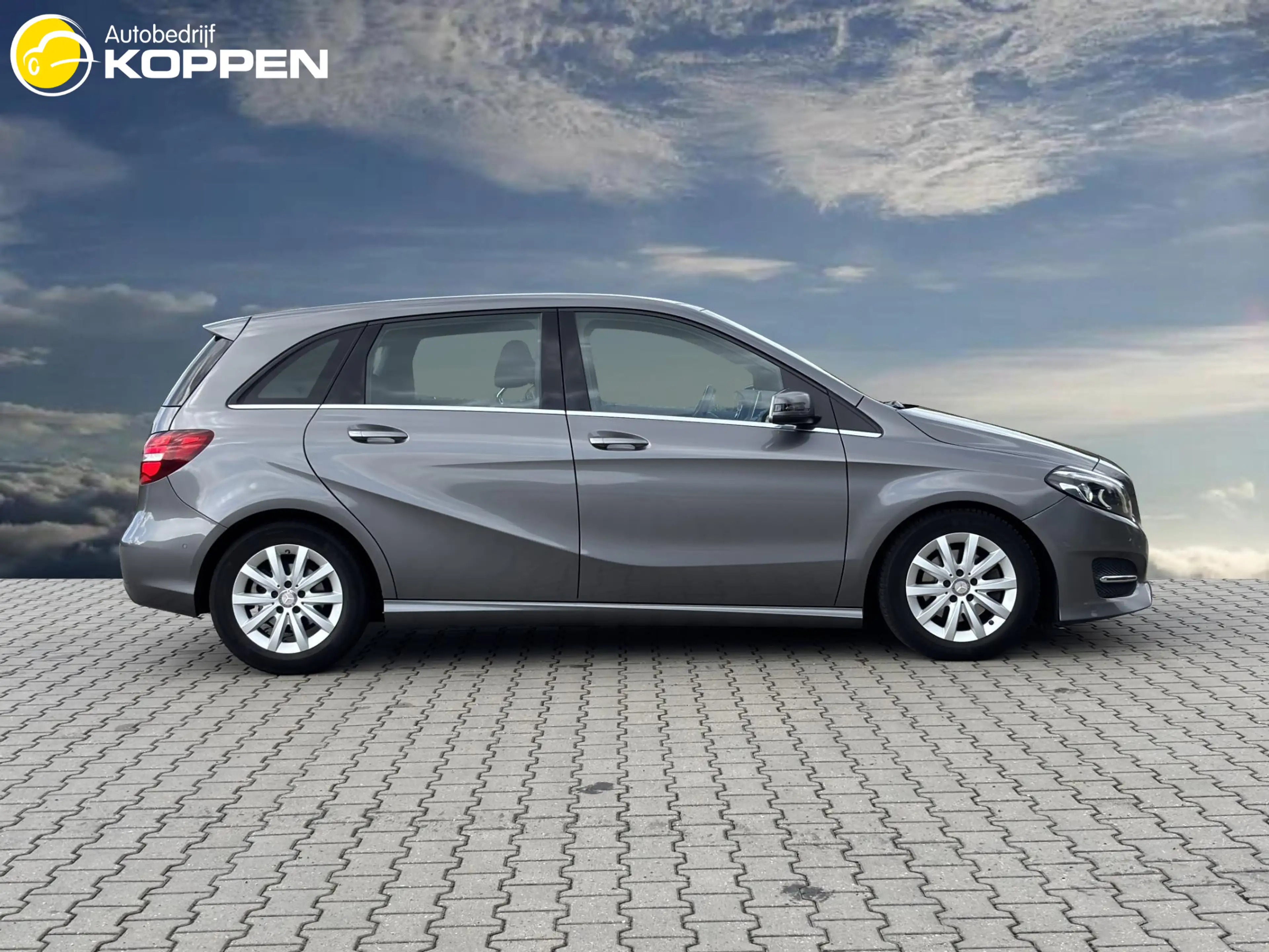 Mercedes-Benz B 180 Lease Edition Ambition — photo 4