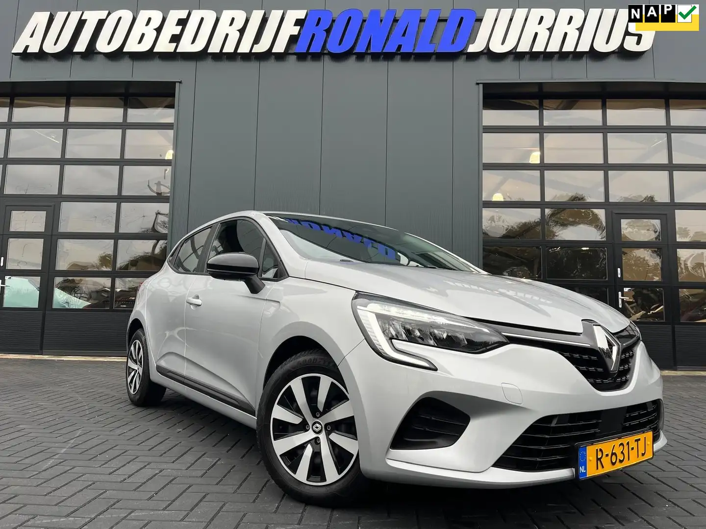Renault Clio 1.0 TCe 90 Equilibre NL.Auto/Nieuwstaat/49Dkm/Carp Grijs - 1