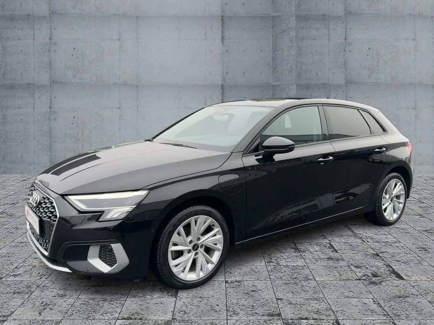 Audi A3 40 TFSI e ADVANCED LED+NAV+RFK+ACC Schwarz - 2