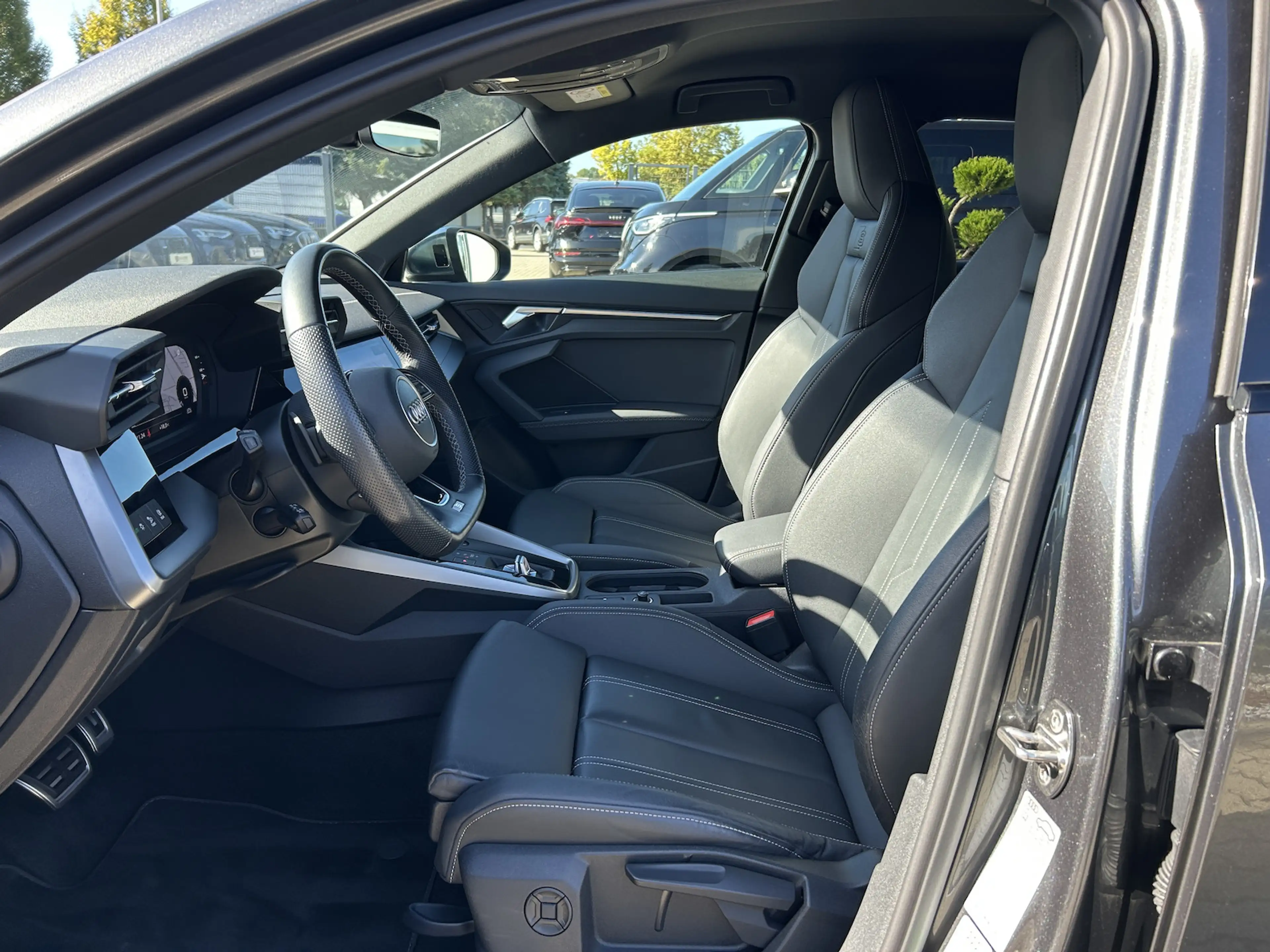 Audi S3 Sportback 2.0TFSI quattro S-Tronic*B&O*MATRIX — photo 10