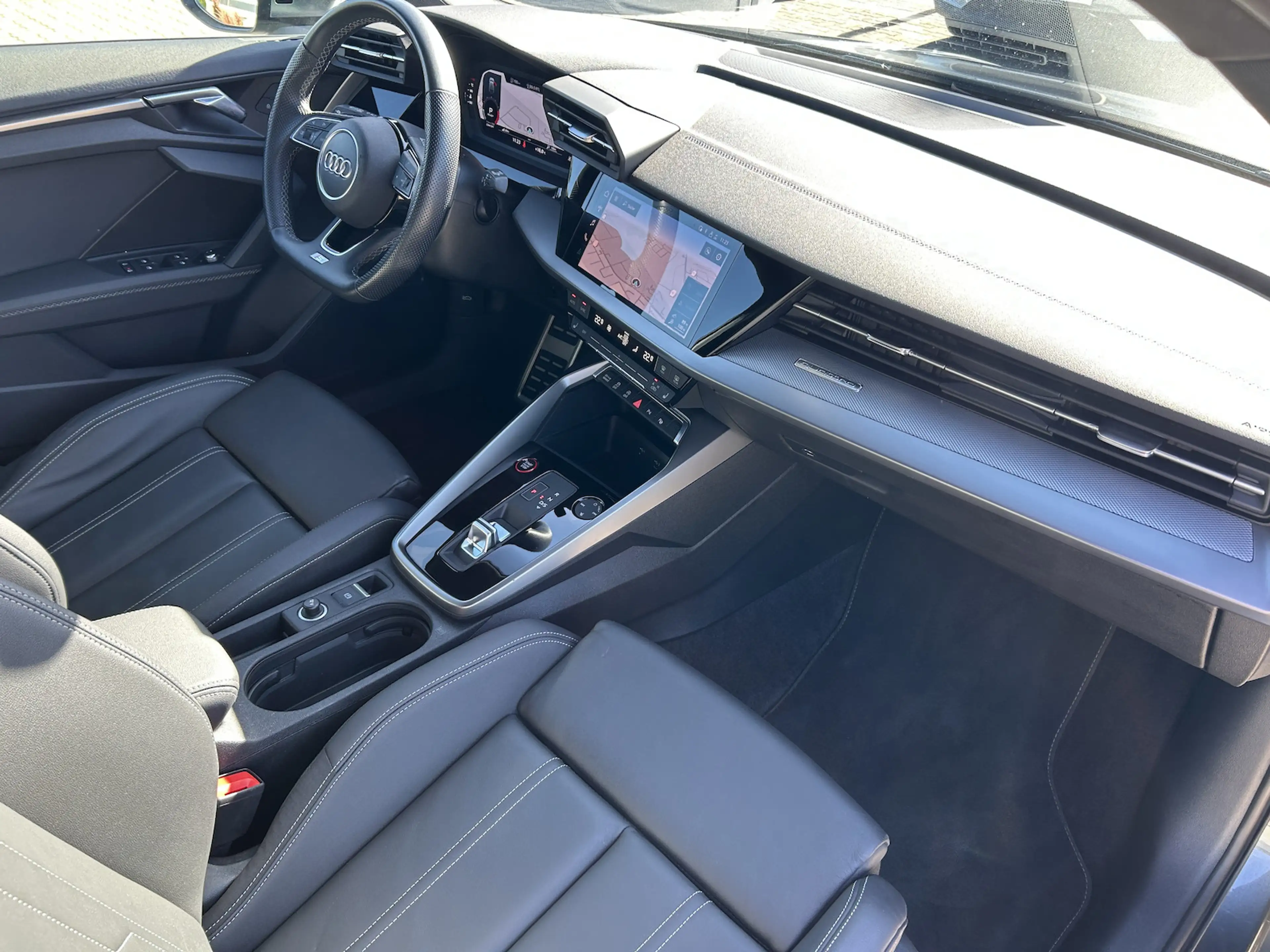 Audi S3 Sportback 2.0TFSI quattro S-Tronic*B&O*MATRIX — photo 12