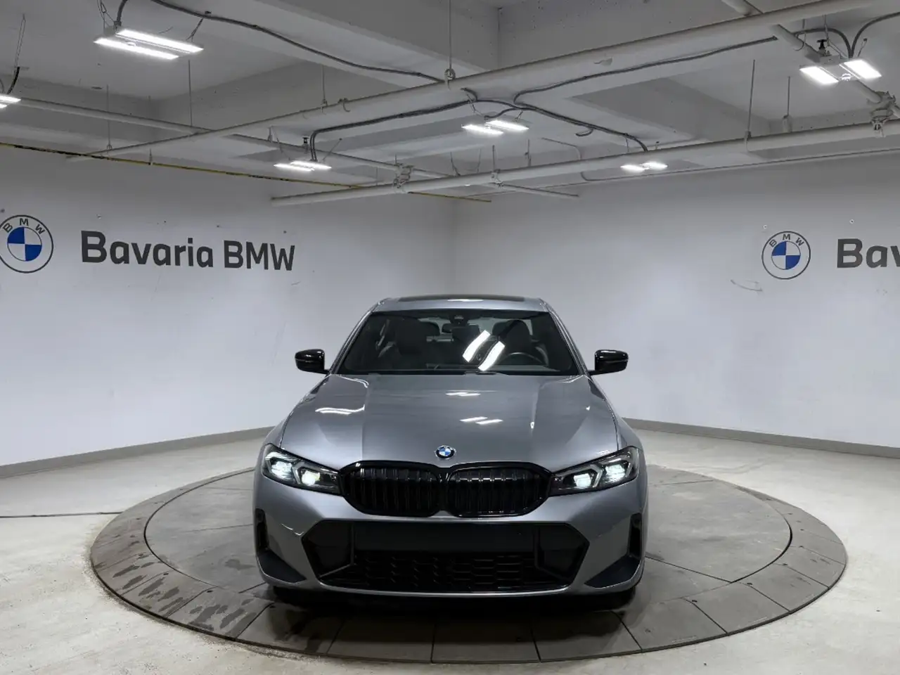 BMW 3 Series снимка BMW 3 Series