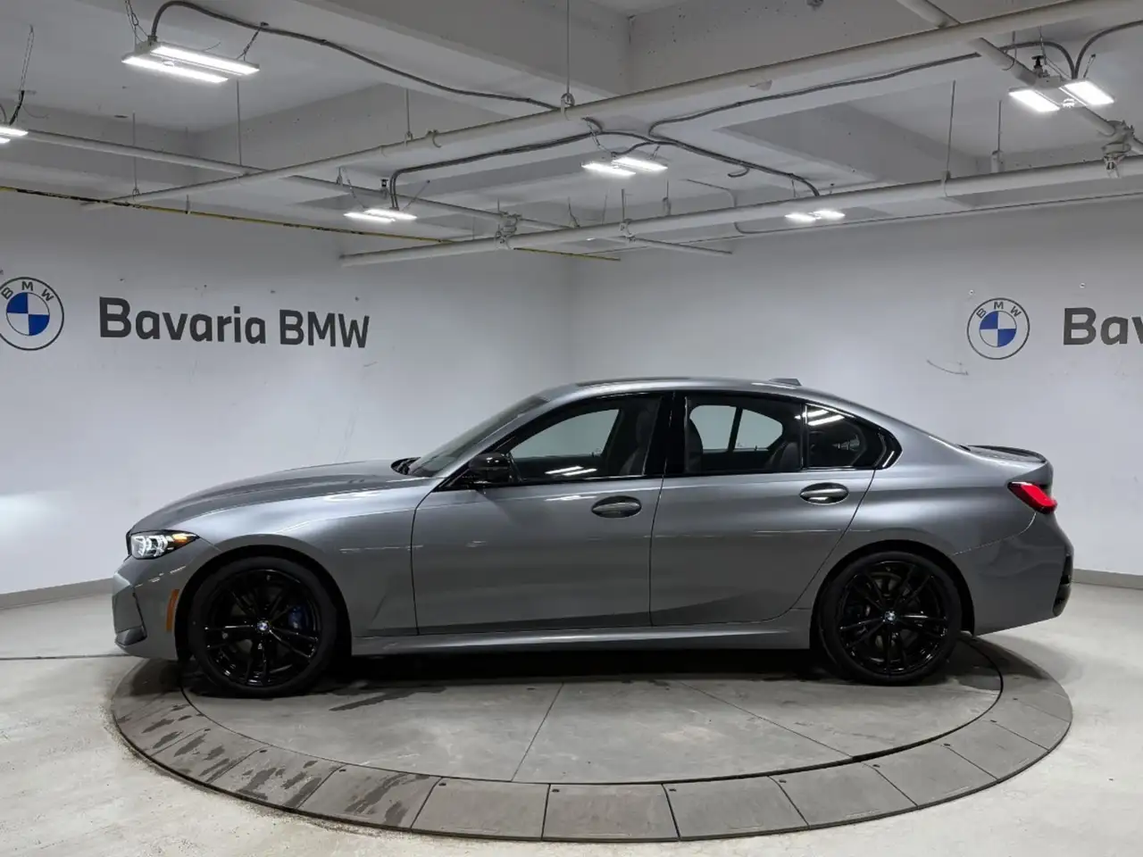 BMW 3 Series снимка BMW 3 Series