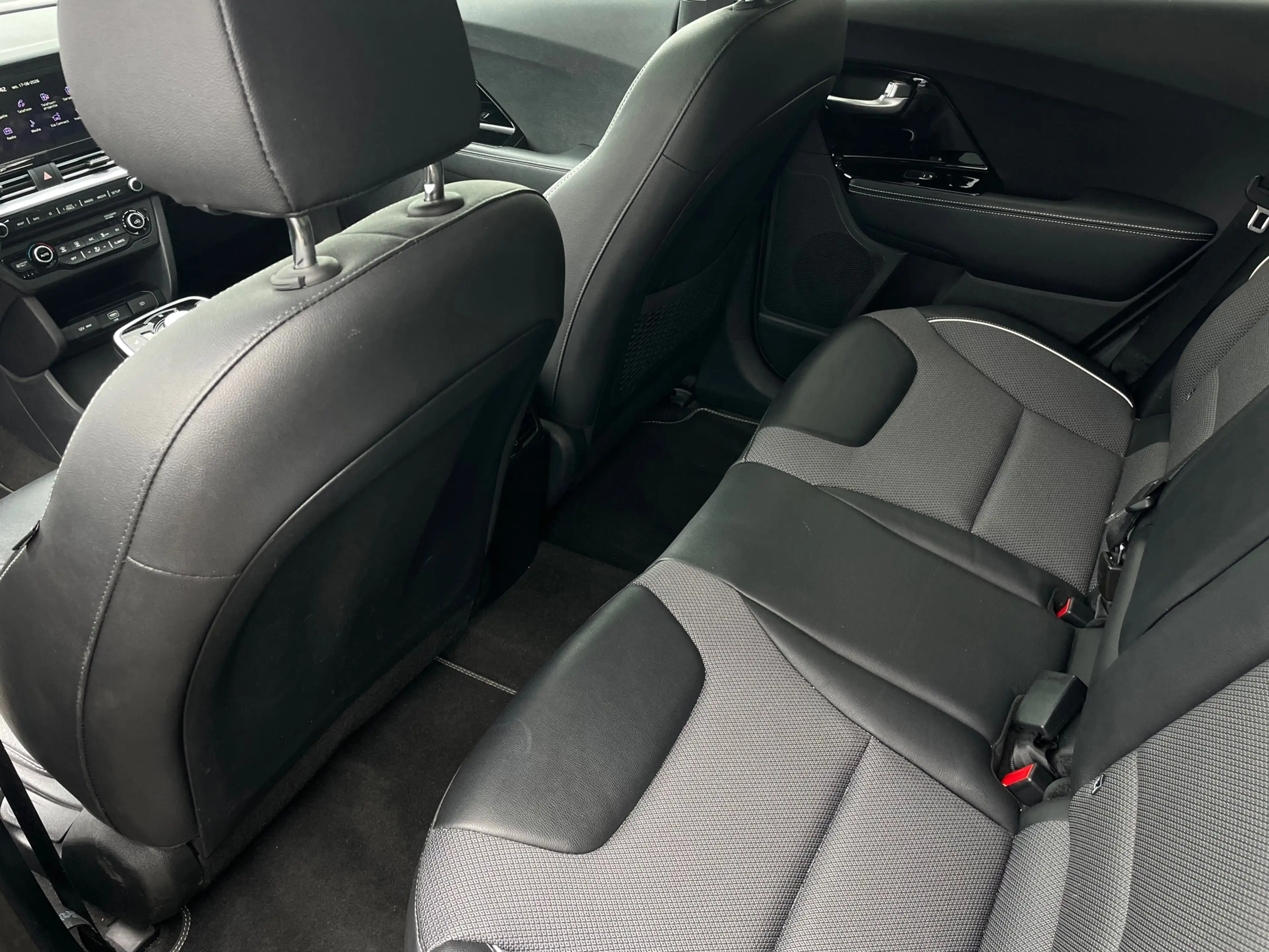 Kia e-Niro DynamicPlusLine 64 kWh WARMTEPOMP SOH100% FASE 3 T — photo 8