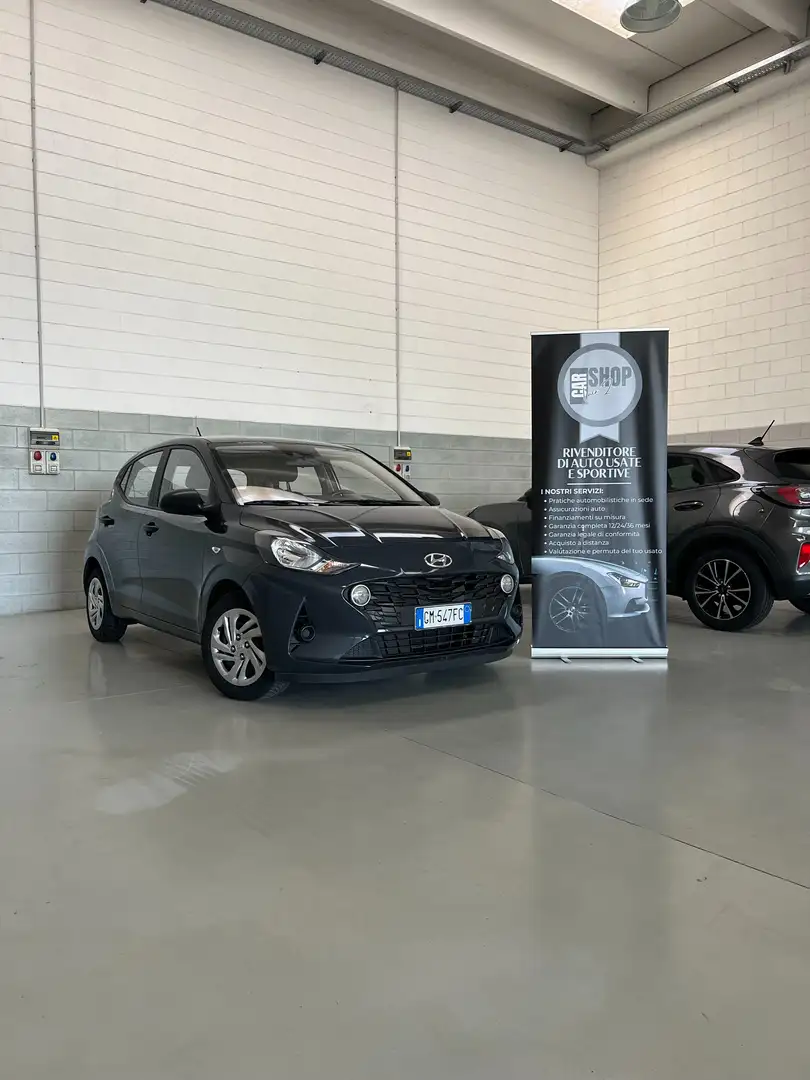 Hyundai i10 Hyundai i10 1.0 Advanced Gris - 1