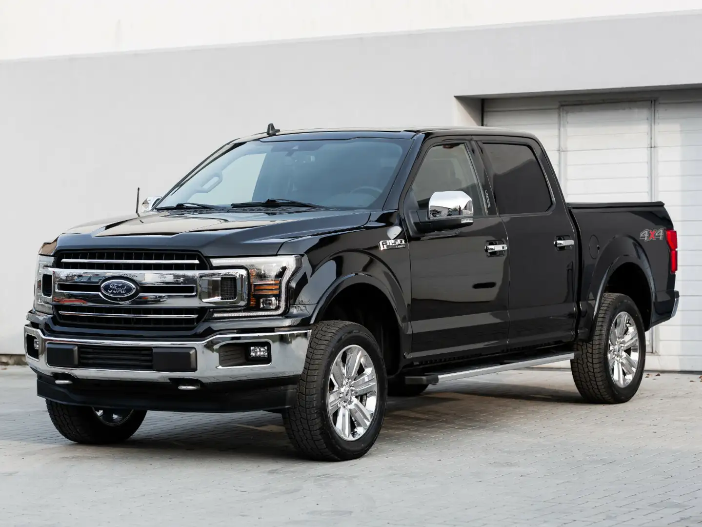 Ford F 150 5.0l V8 Lariat 4x4 Negru - 1